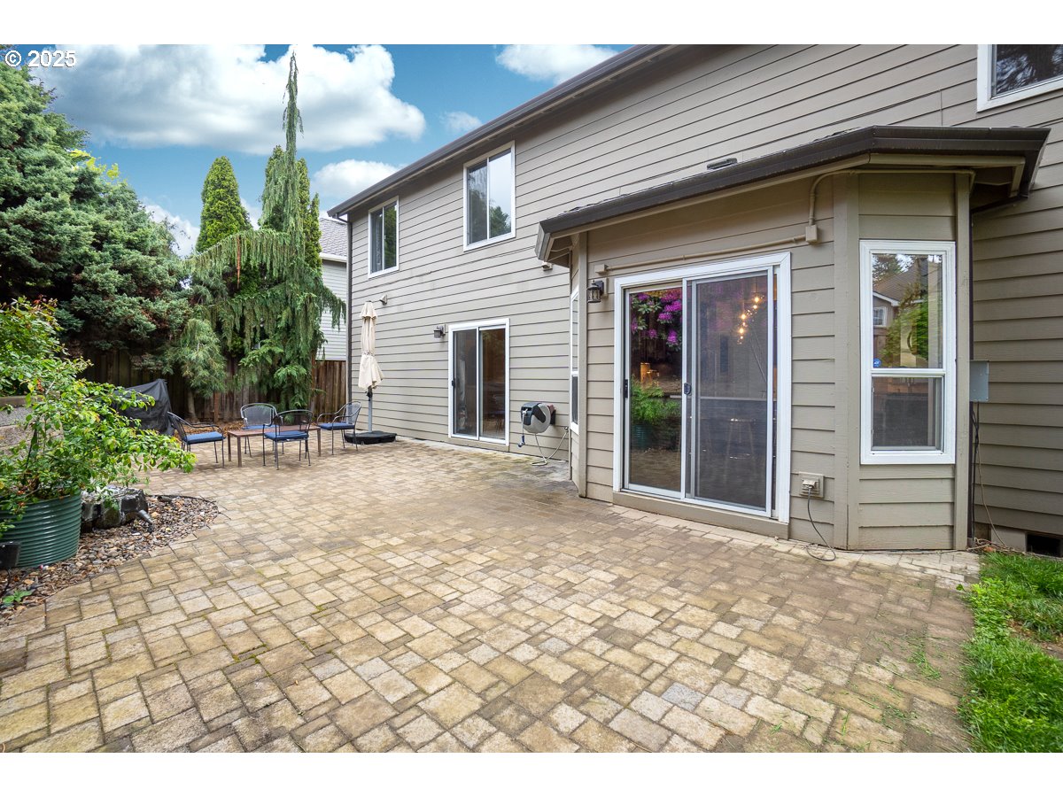 11255 SW CHICKADEE TER