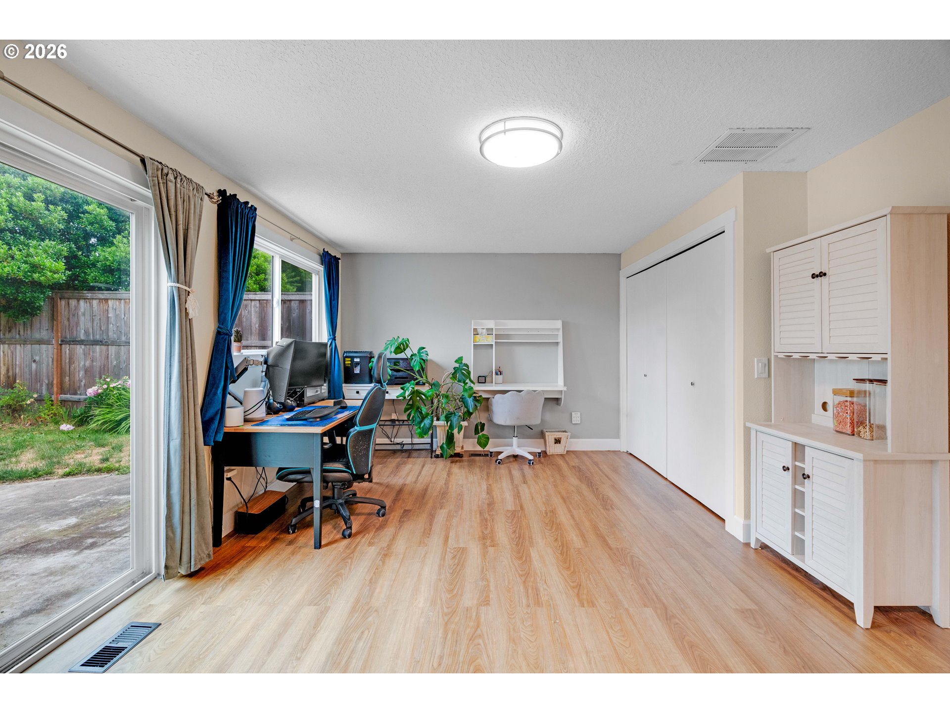 6683 SE CLACKAMAS RD