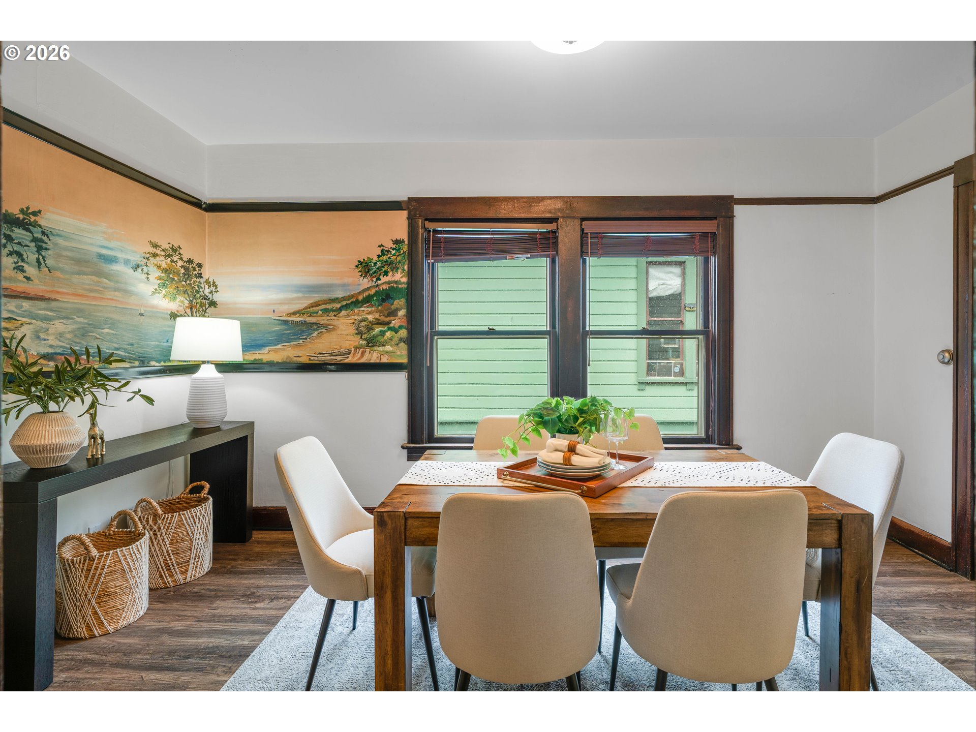 536 NE SAN RAFAEL ST