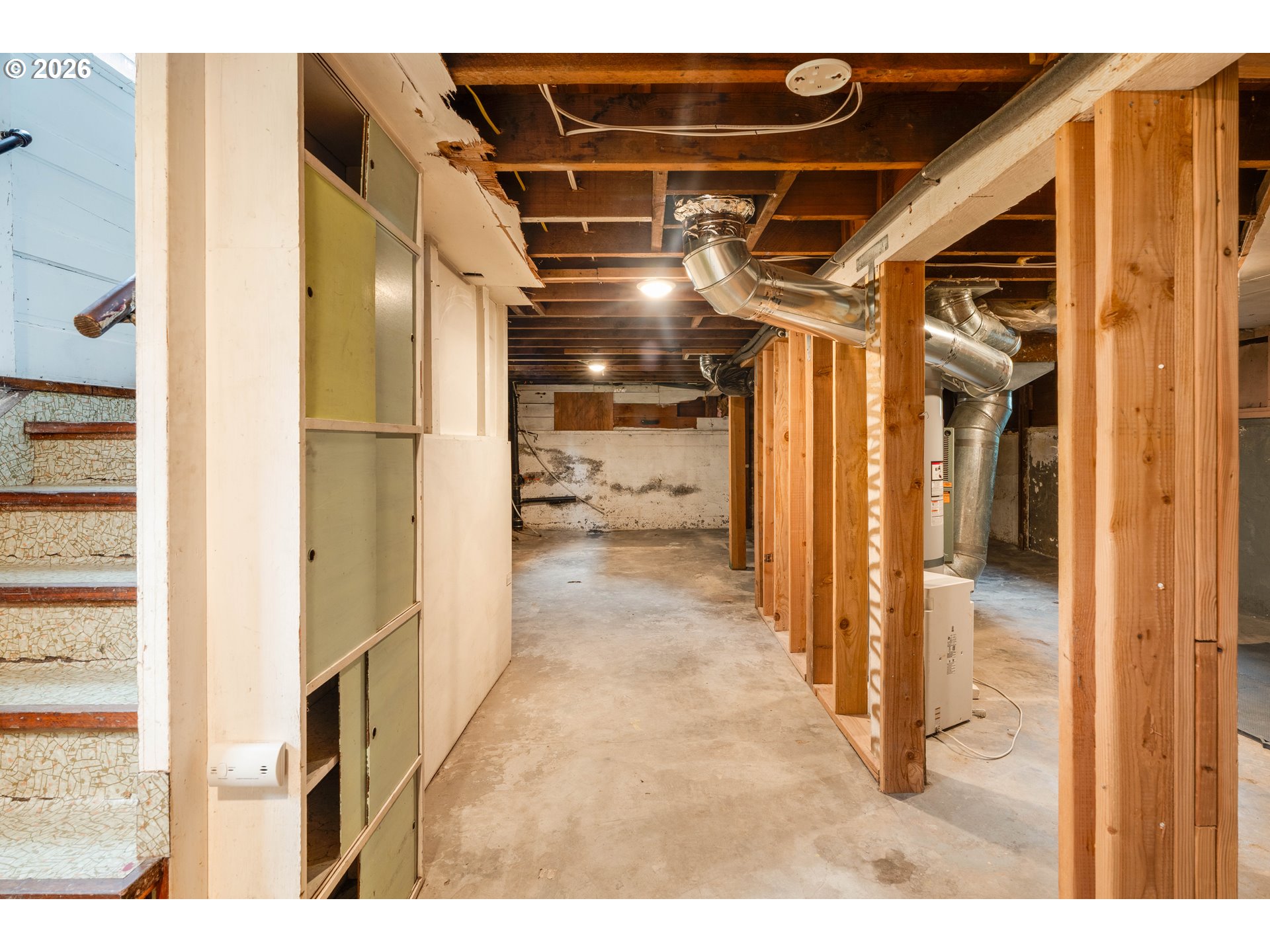 536 NE SAN RAFAEL ST