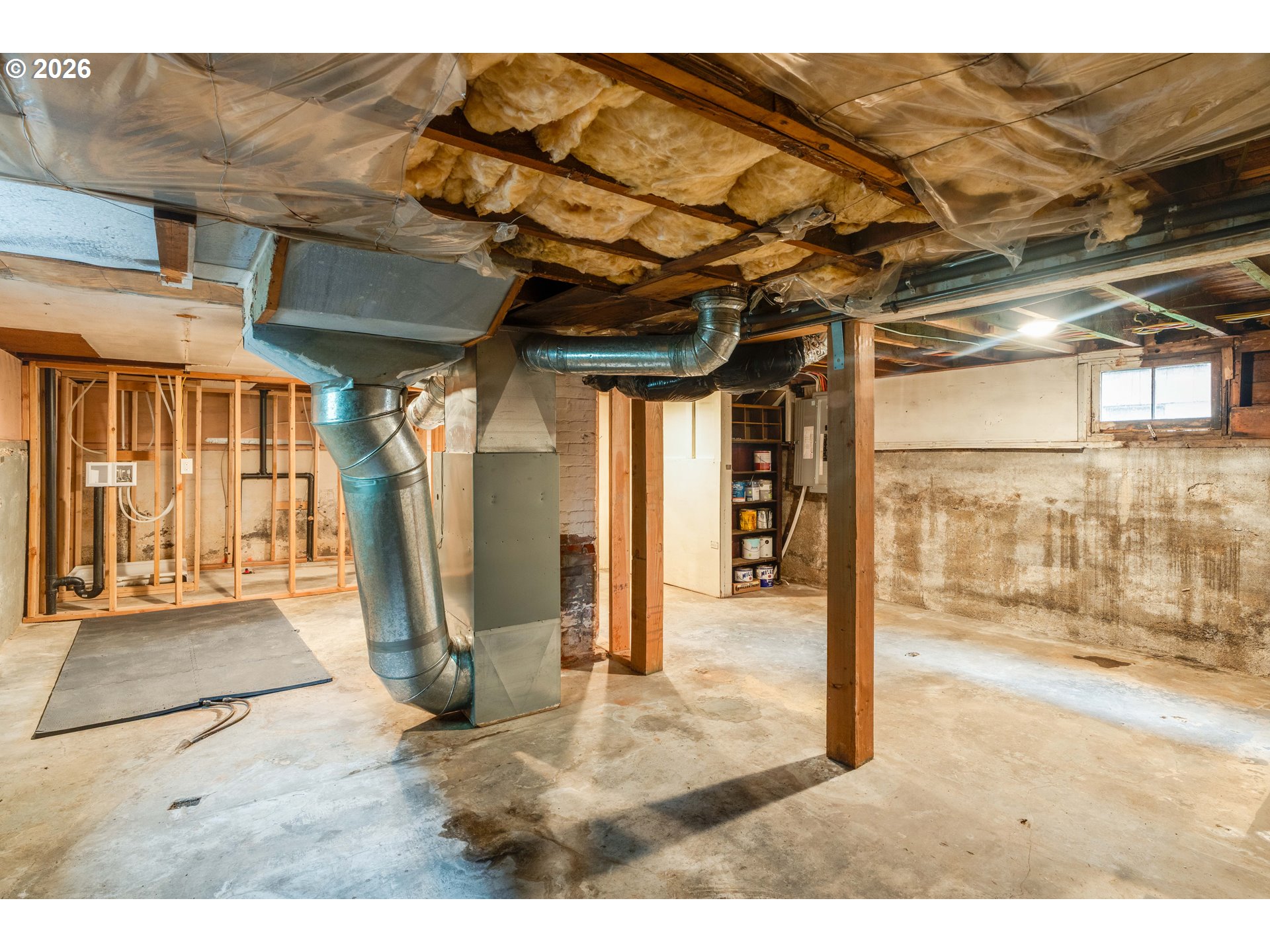 536 NE SAN RAFAEL ST