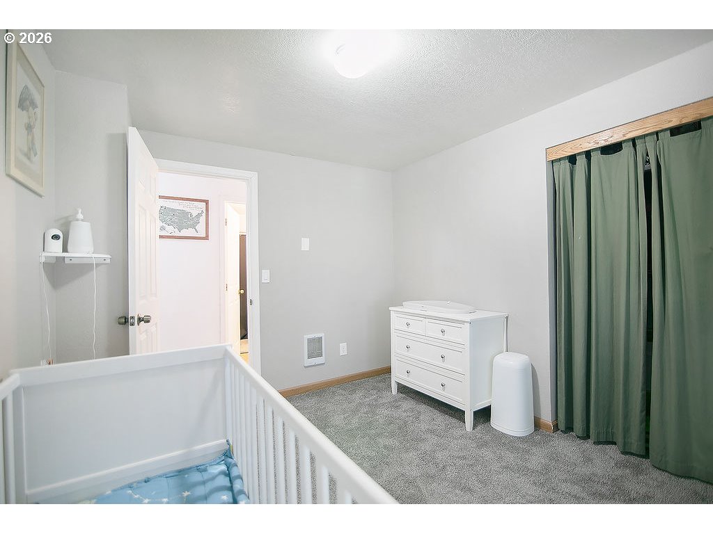 535 DIANE ST