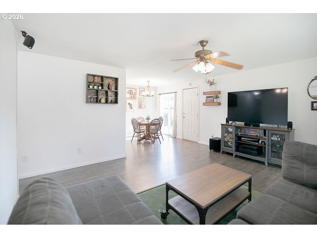 535 DIANE ST