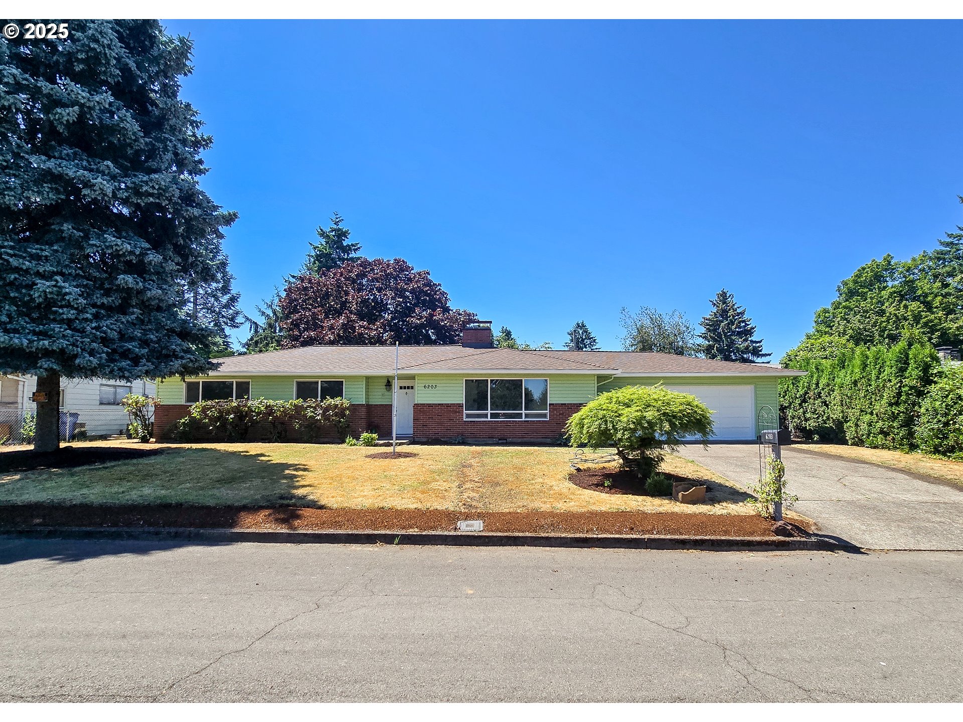 6203 IDAHO ST