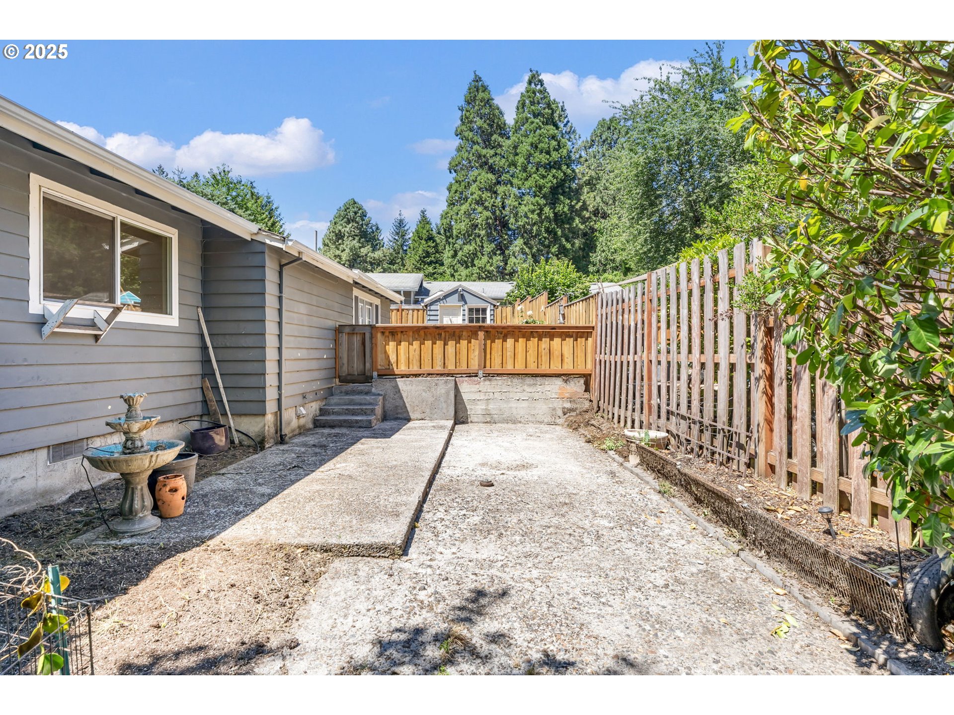 2601 SW TAYLORS FERRY RD