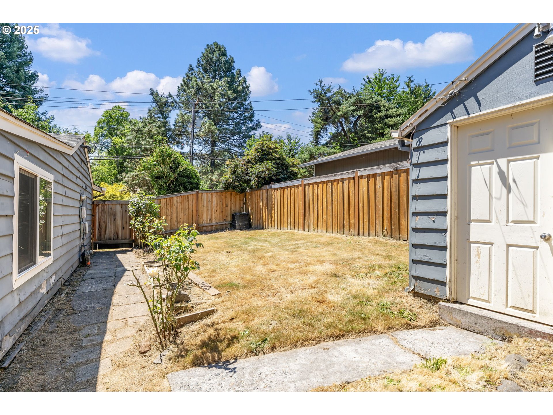 2601 SW TAYLORS FERRY RD