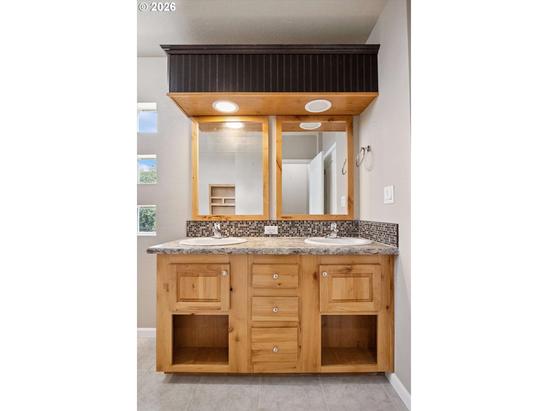 18260 S THERESA LN