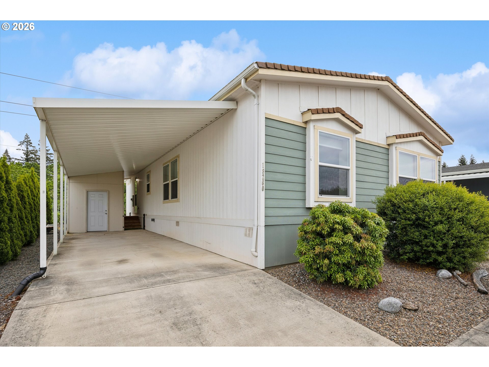 18260 S THERESA LN