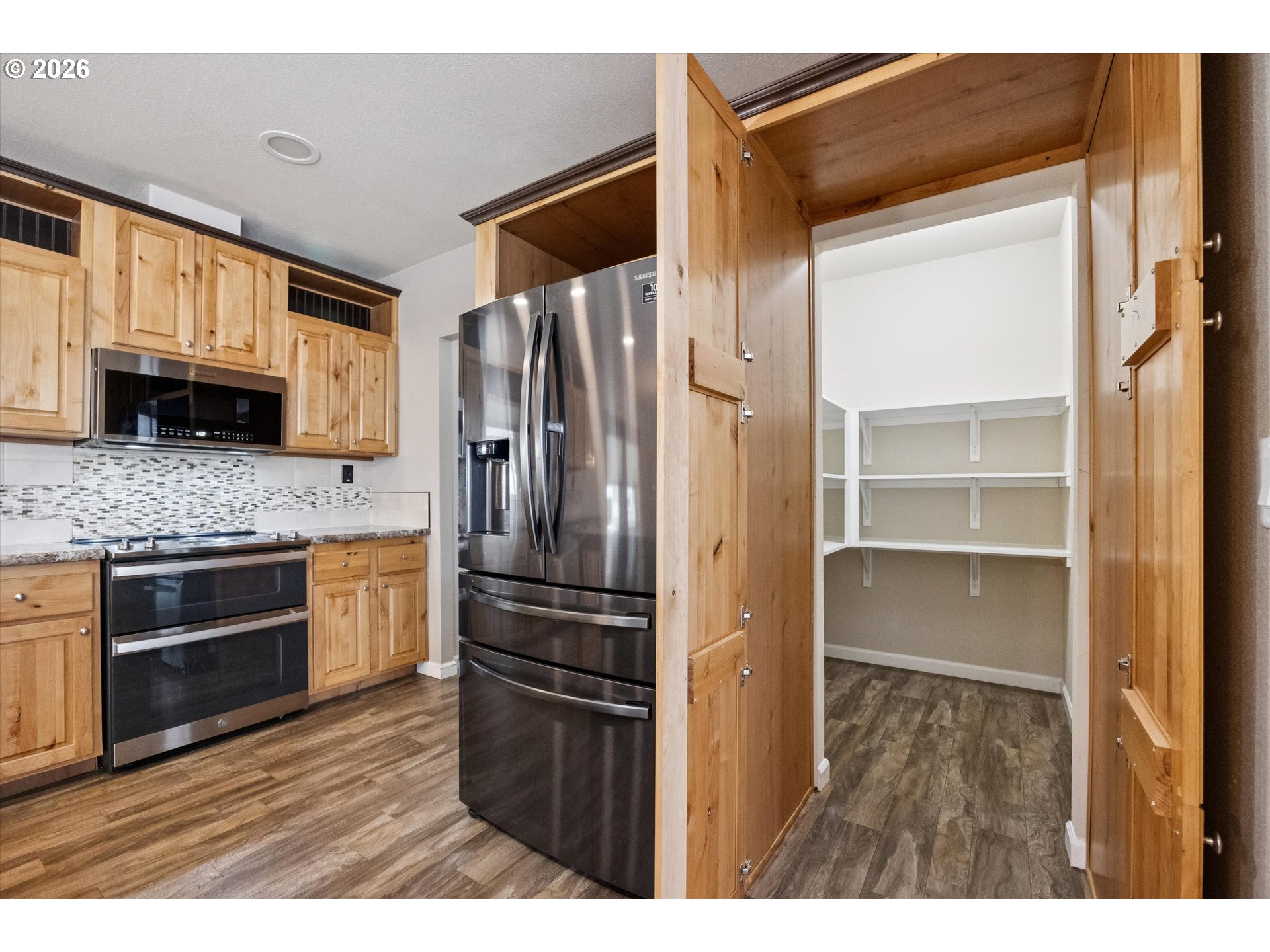 18260 S THERESA LN
