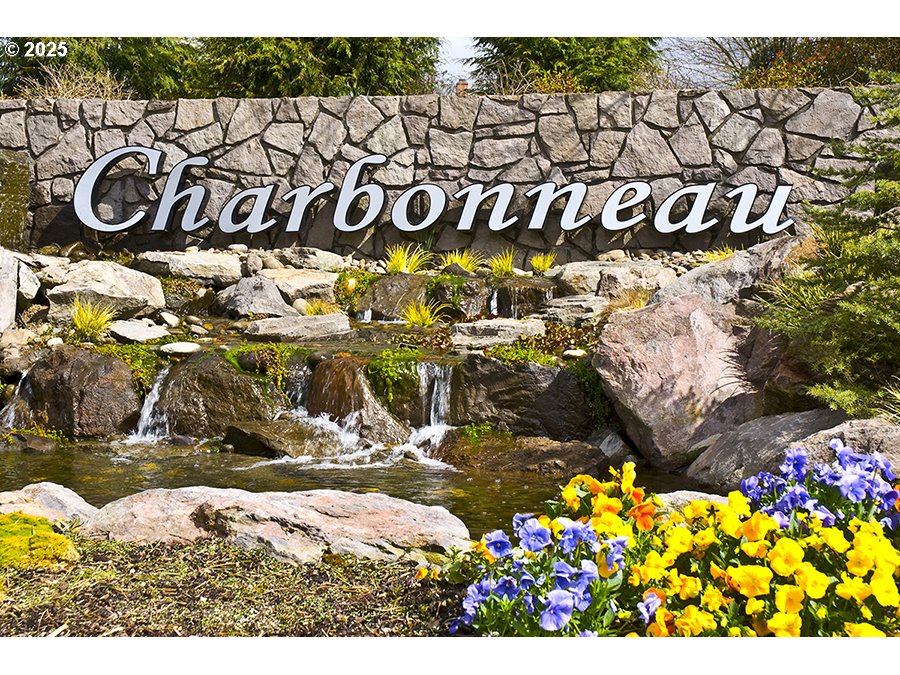 8091 SW SACAJAWEA WAY