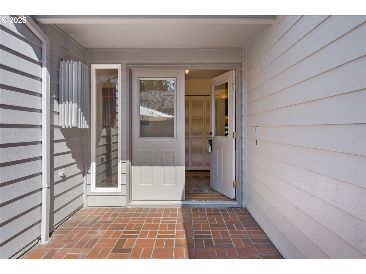 8091 SW SACAJAWEA WAY