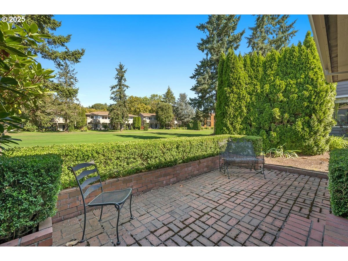 8091 SW SACAJAWEA WAY