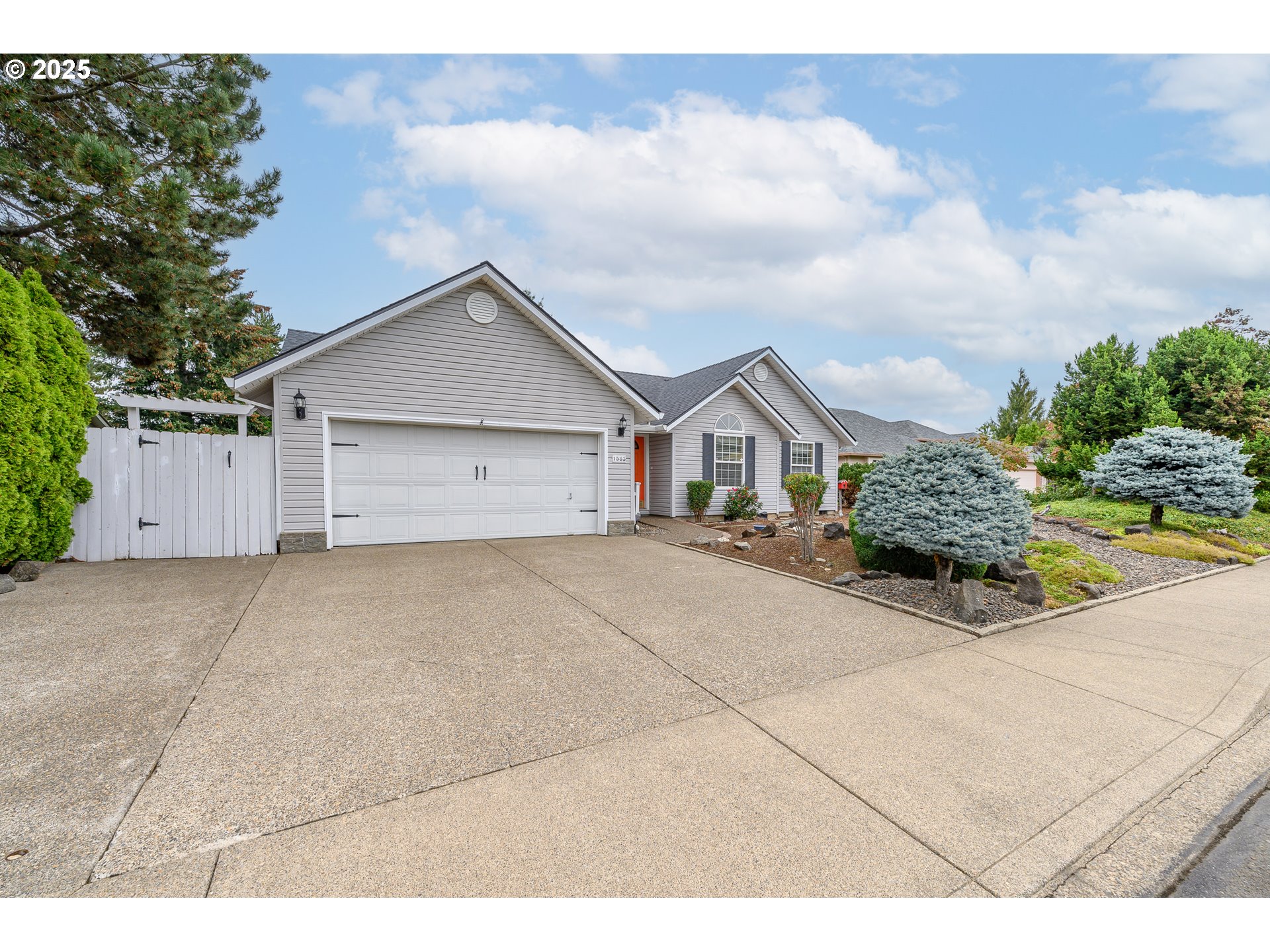 1583 SW JAMES ST, McMinnville