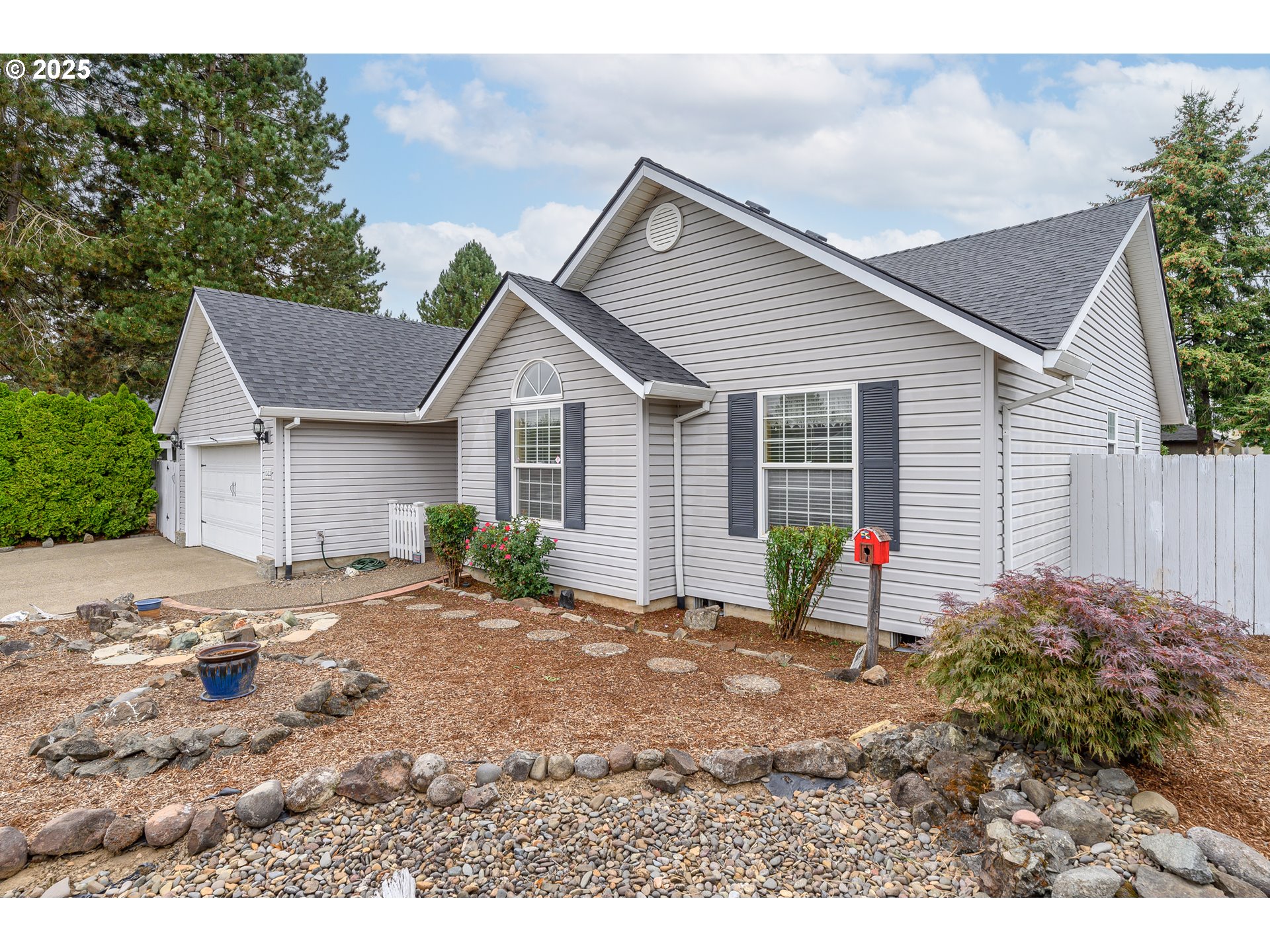 1583 SW JAMES ST, McMinnville