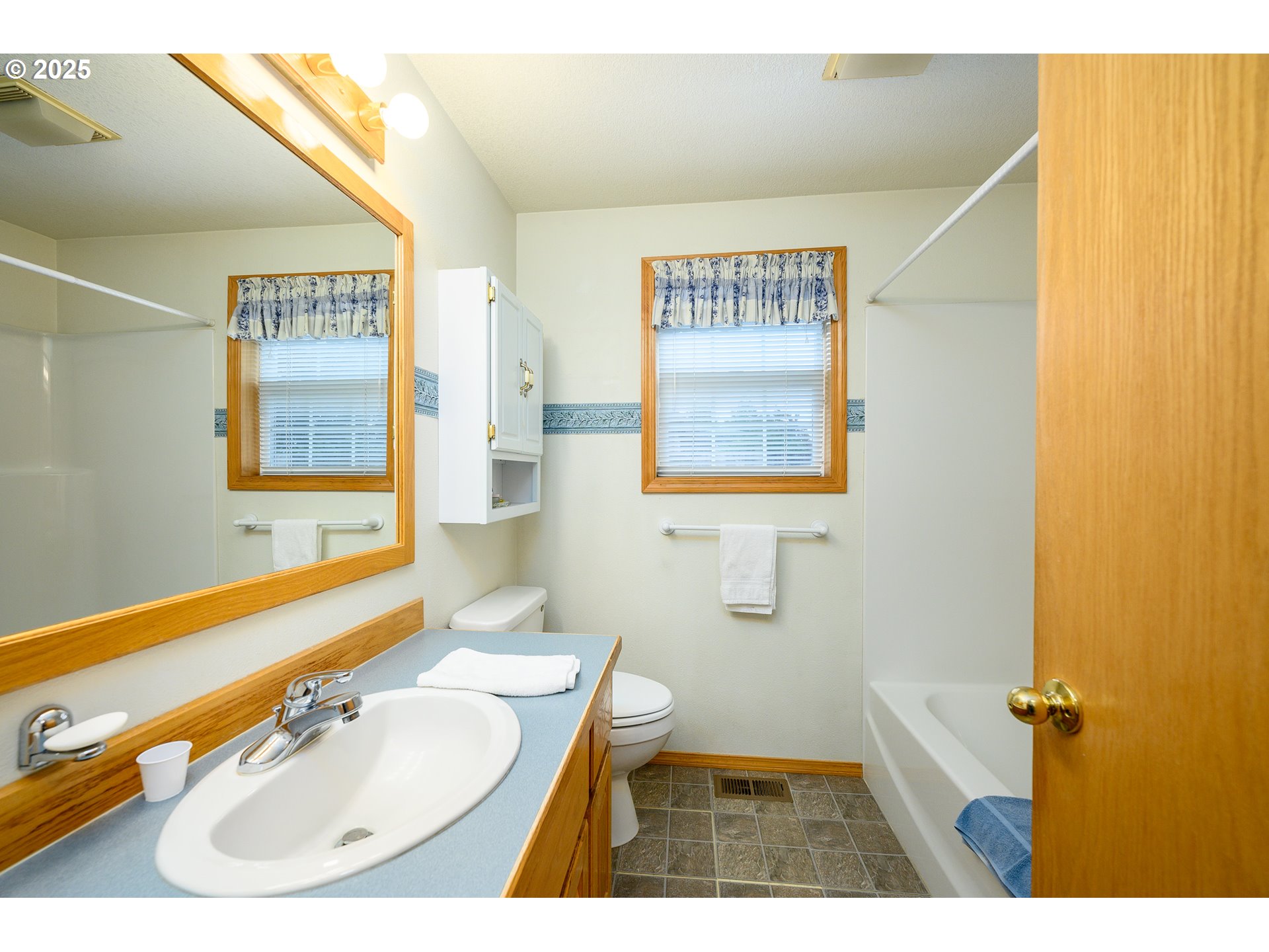 1583 SW JAMES ST, McMinnville