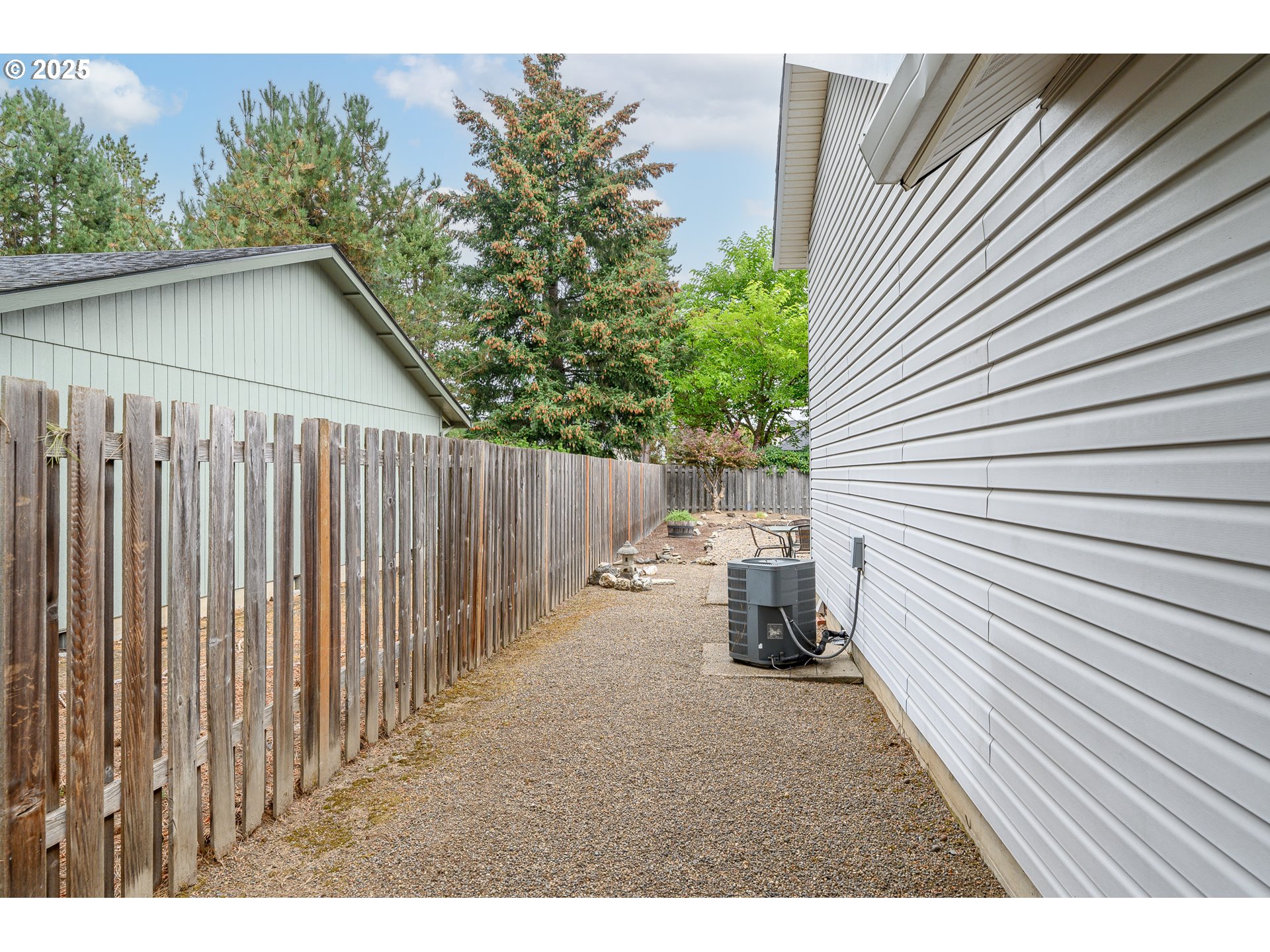 1583 SW JAMES ST, McMinnville