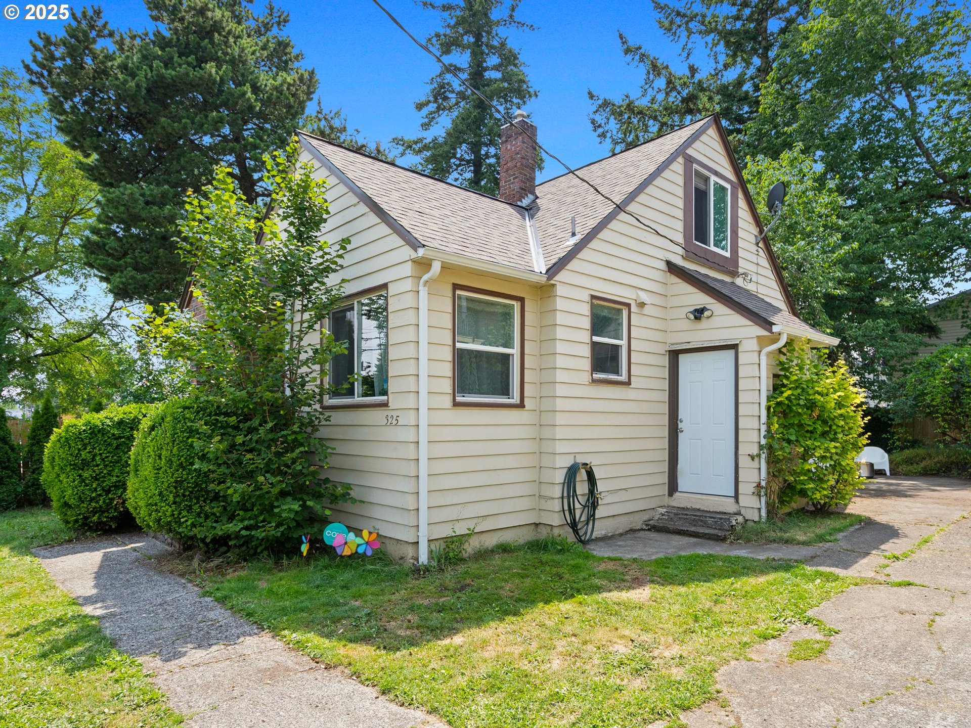 325 SE 162ND AVE