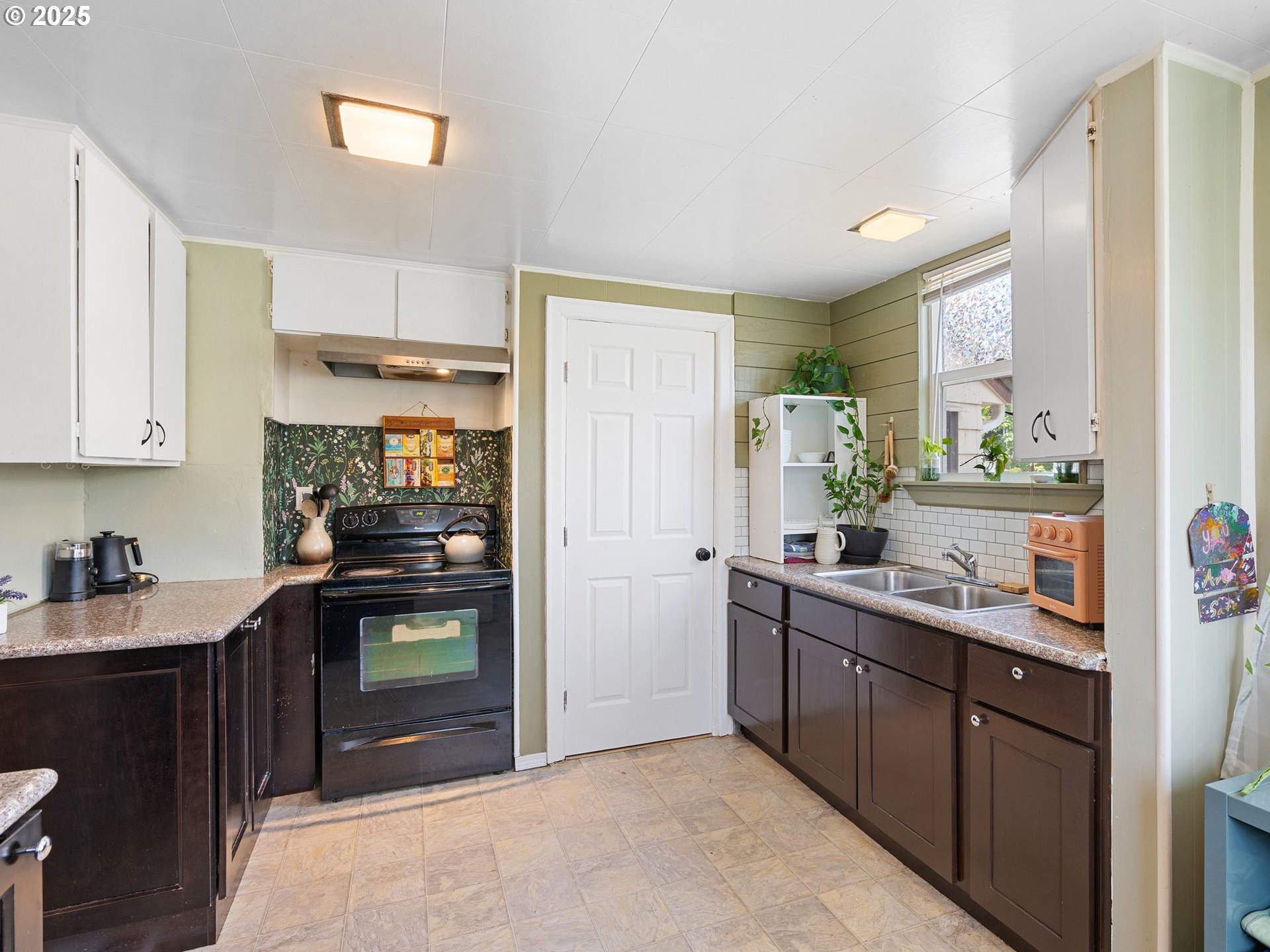 325 SE 162ND AVE