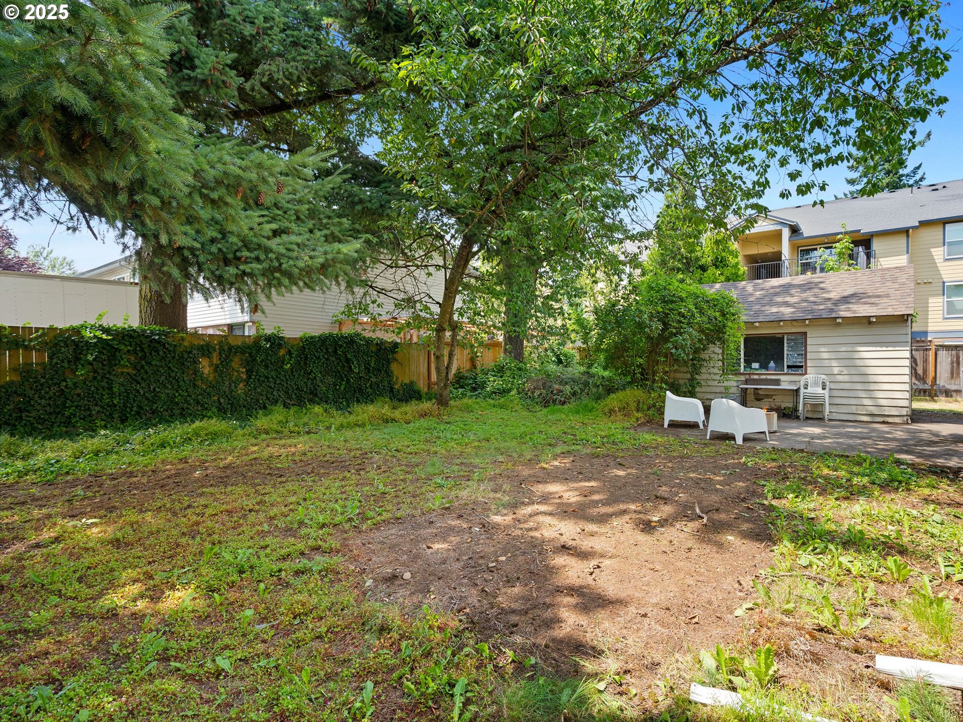325 SE 162ND AVE