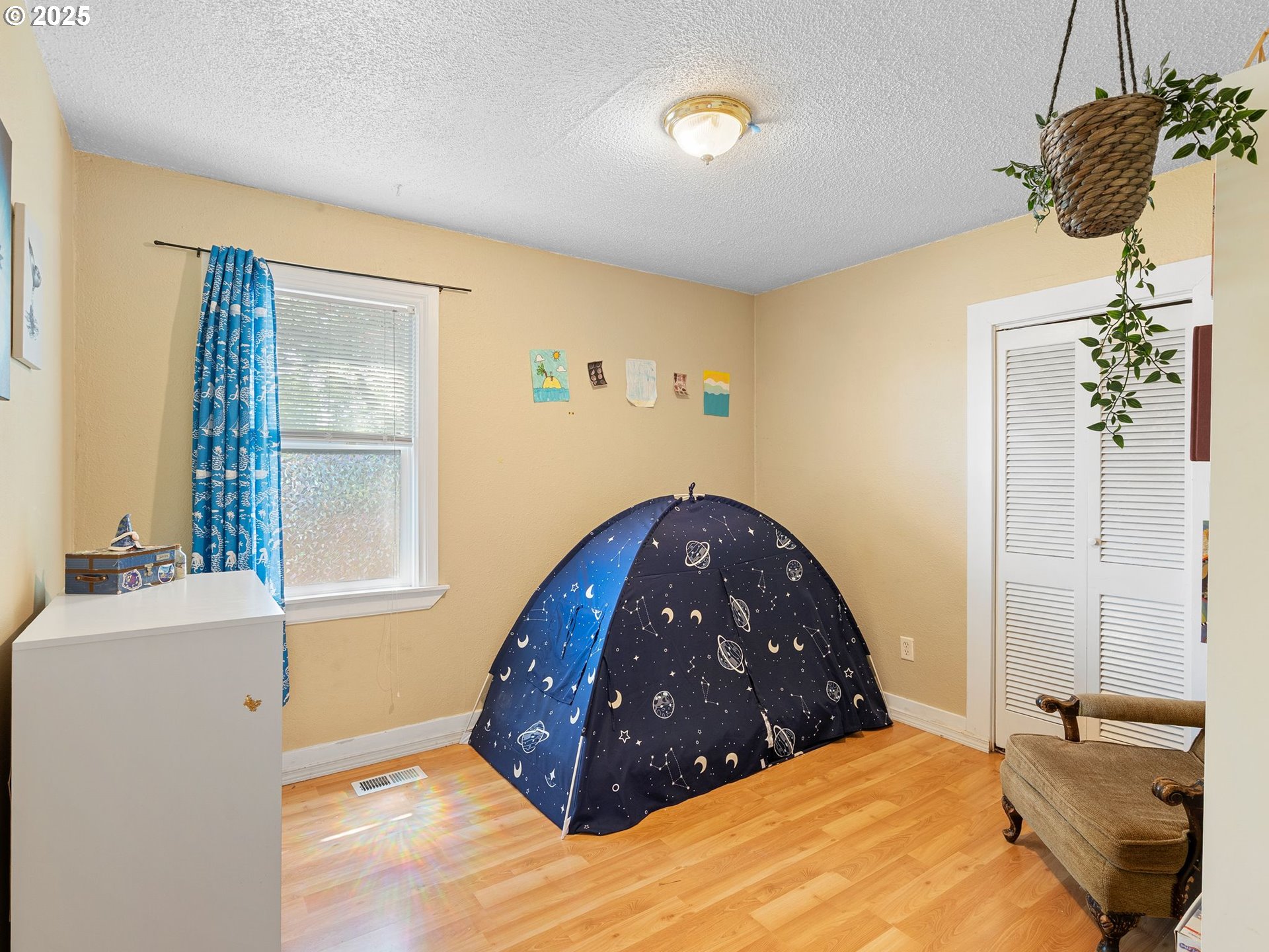 325 SE 162ND AVE