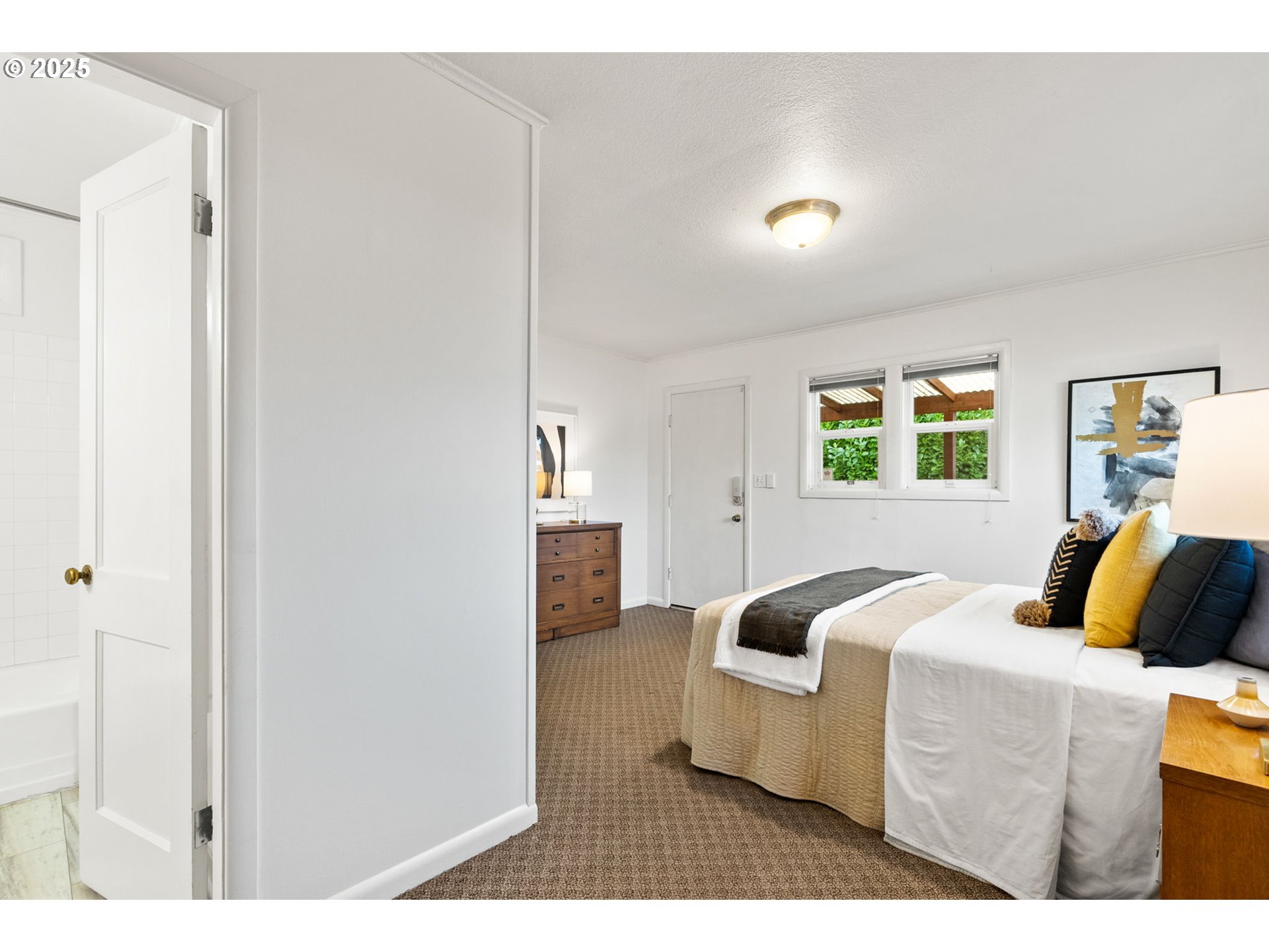 7127 N MISSISSIPPI AVE