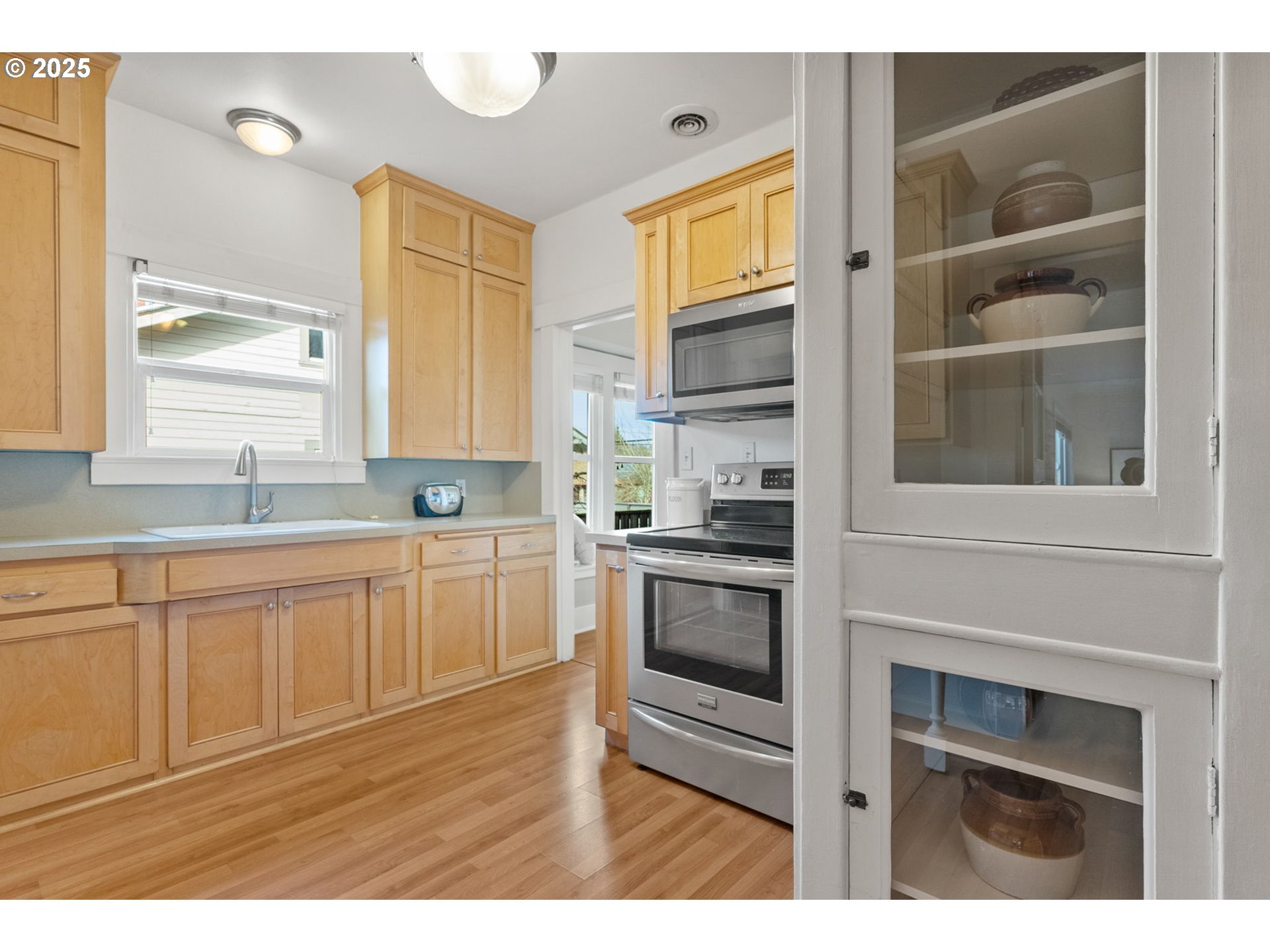 7127 N MISSISSIPPI AVE