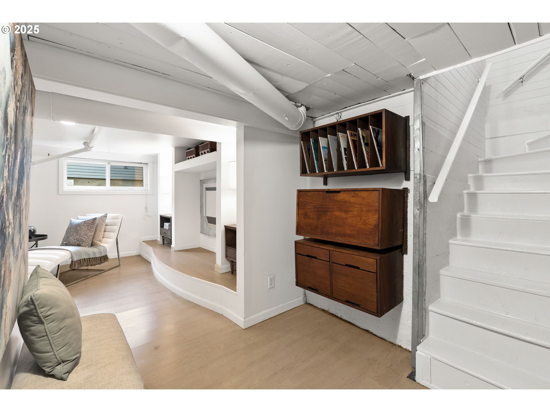 7127 N MISSISSIPPI AVE