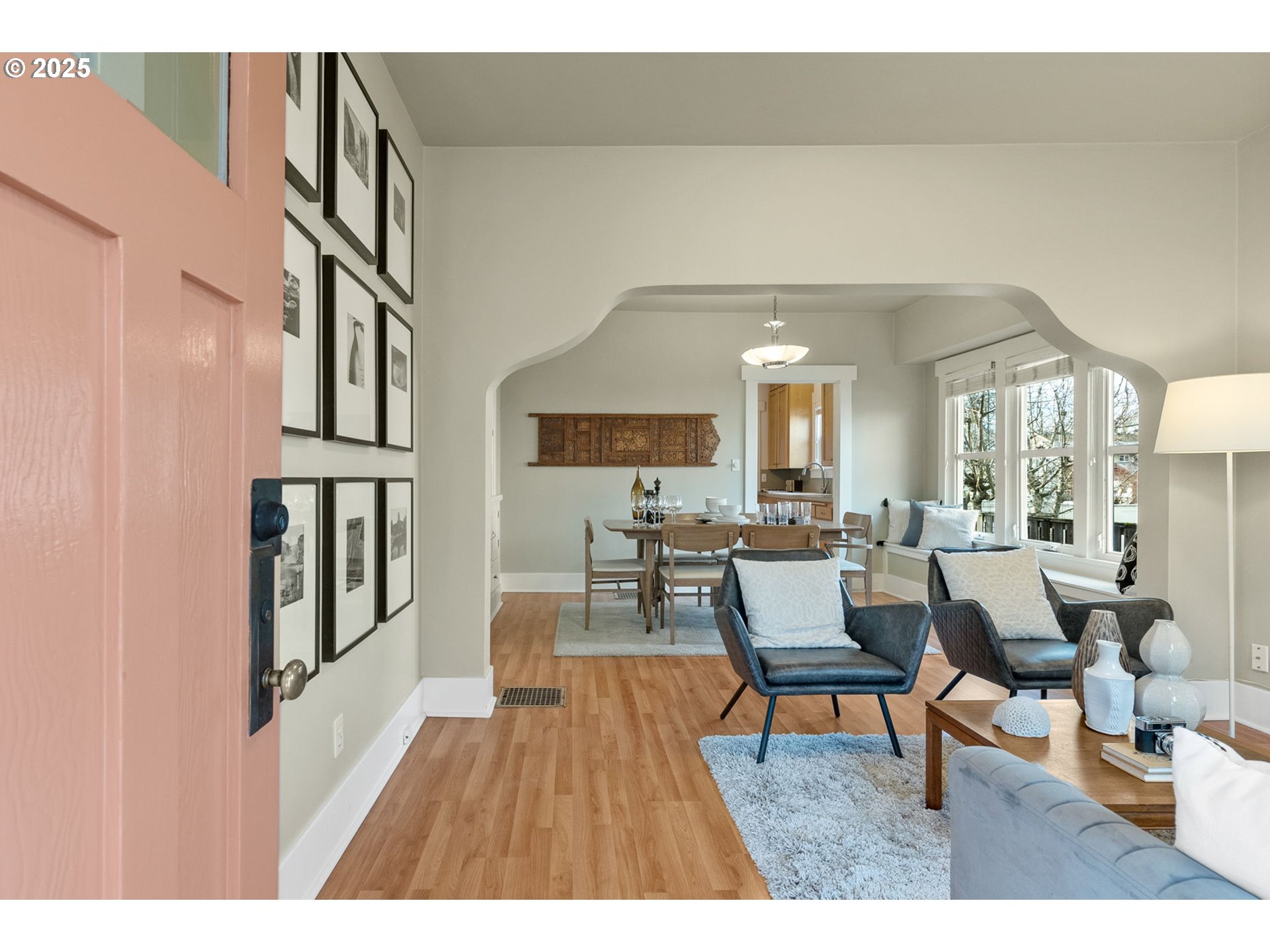 7127 N MISSISSIPPI AVE