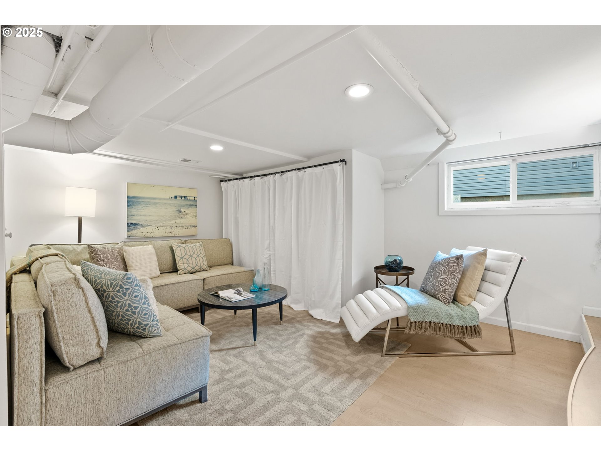 7127 N MISSISSIPPI AVE