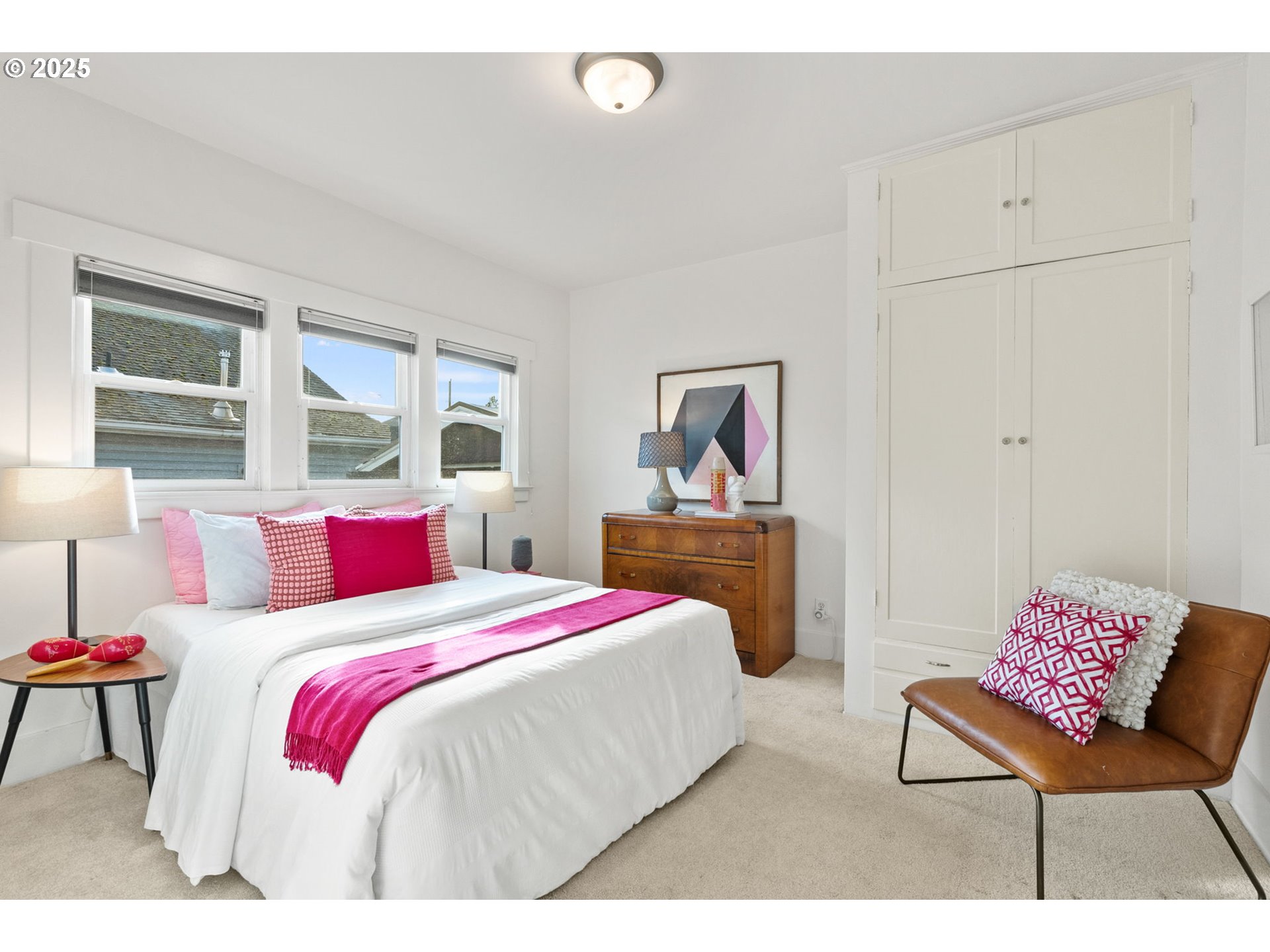 7127 N MISSISSIPPI AVE