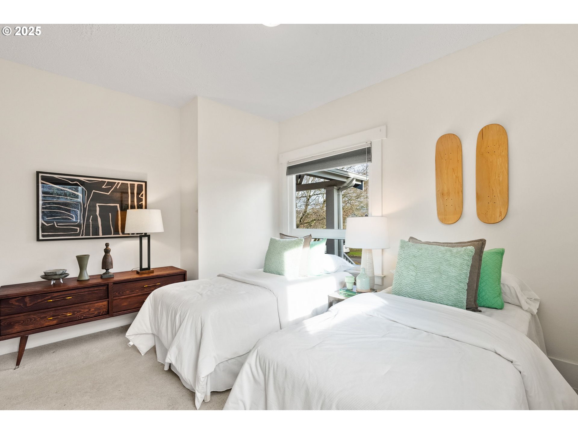 7127 N MISSISSIPPI AVE