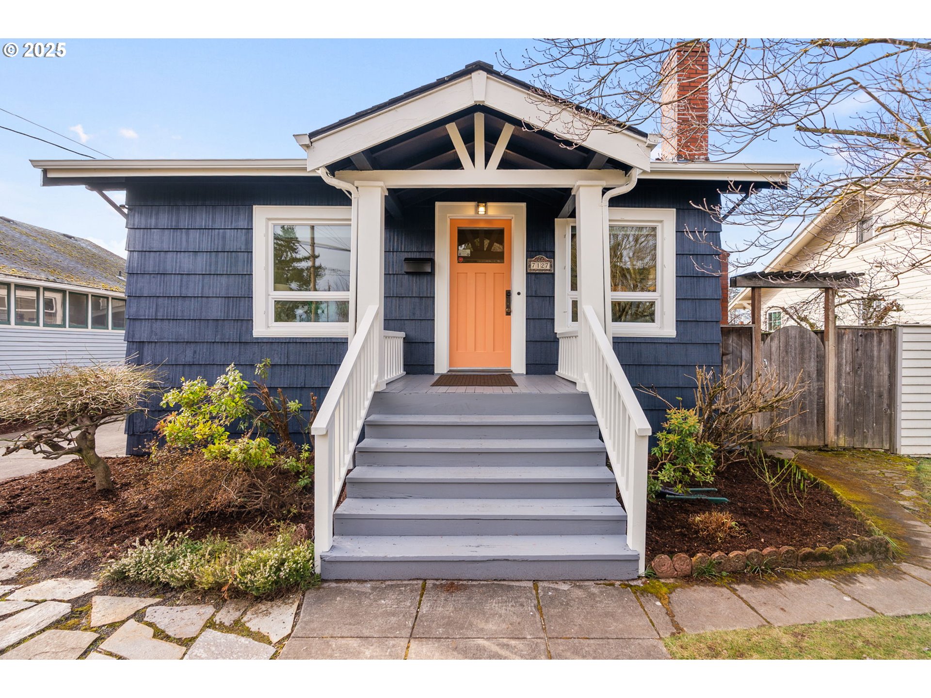 7127 N MISSISSIPPI AVE