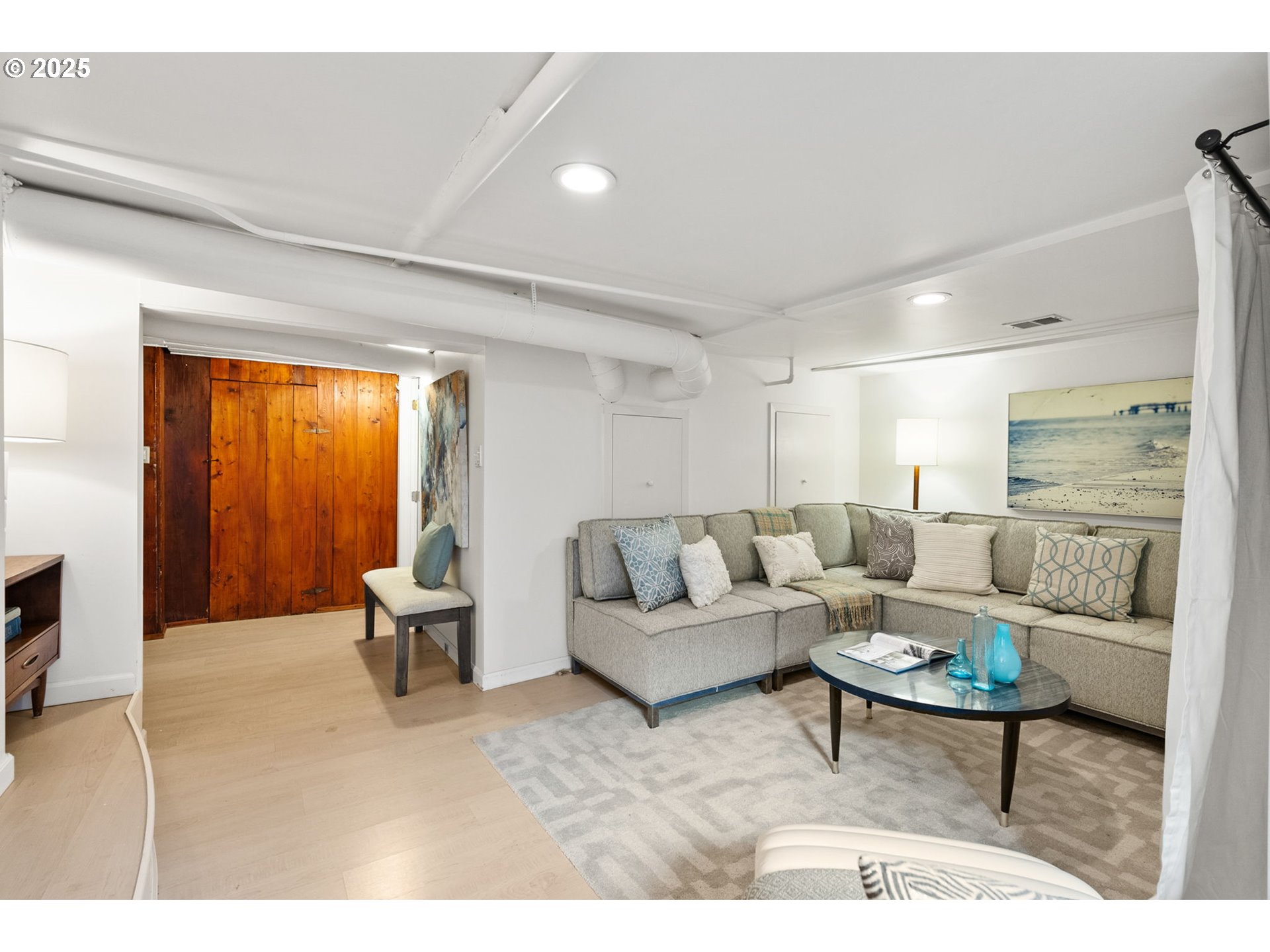 7127 N MISSISSIPPI AVE