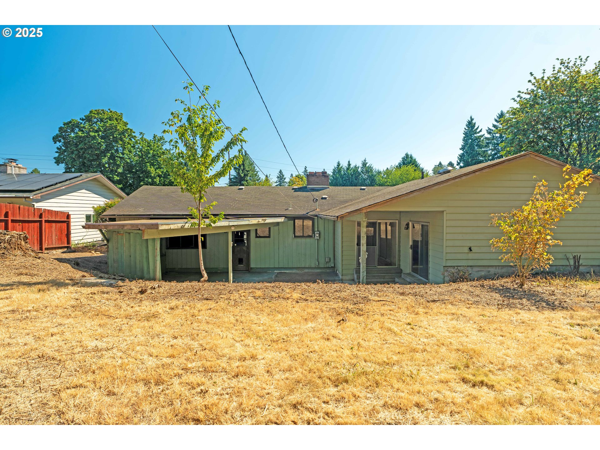 1230 WINDSOR DR
