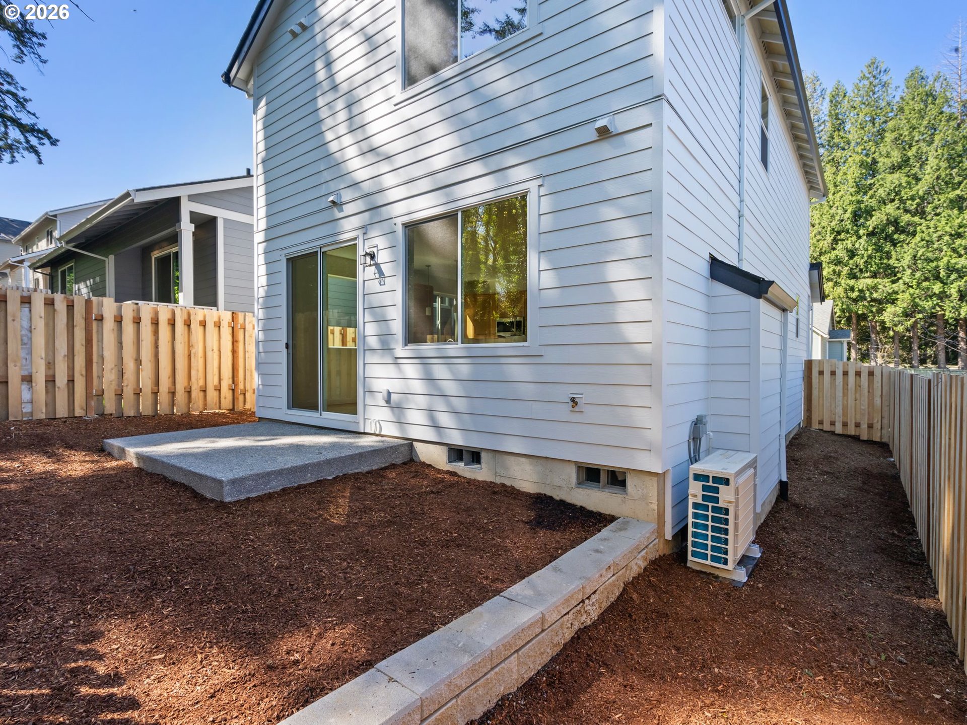 2260 NE 207th PL