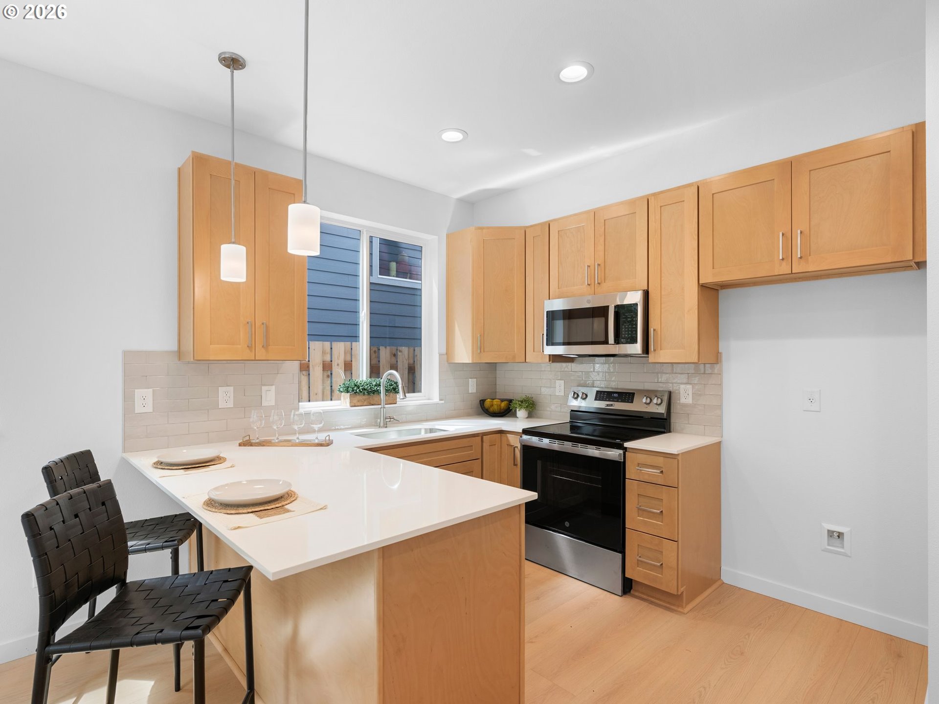 2260 NE 207th PL