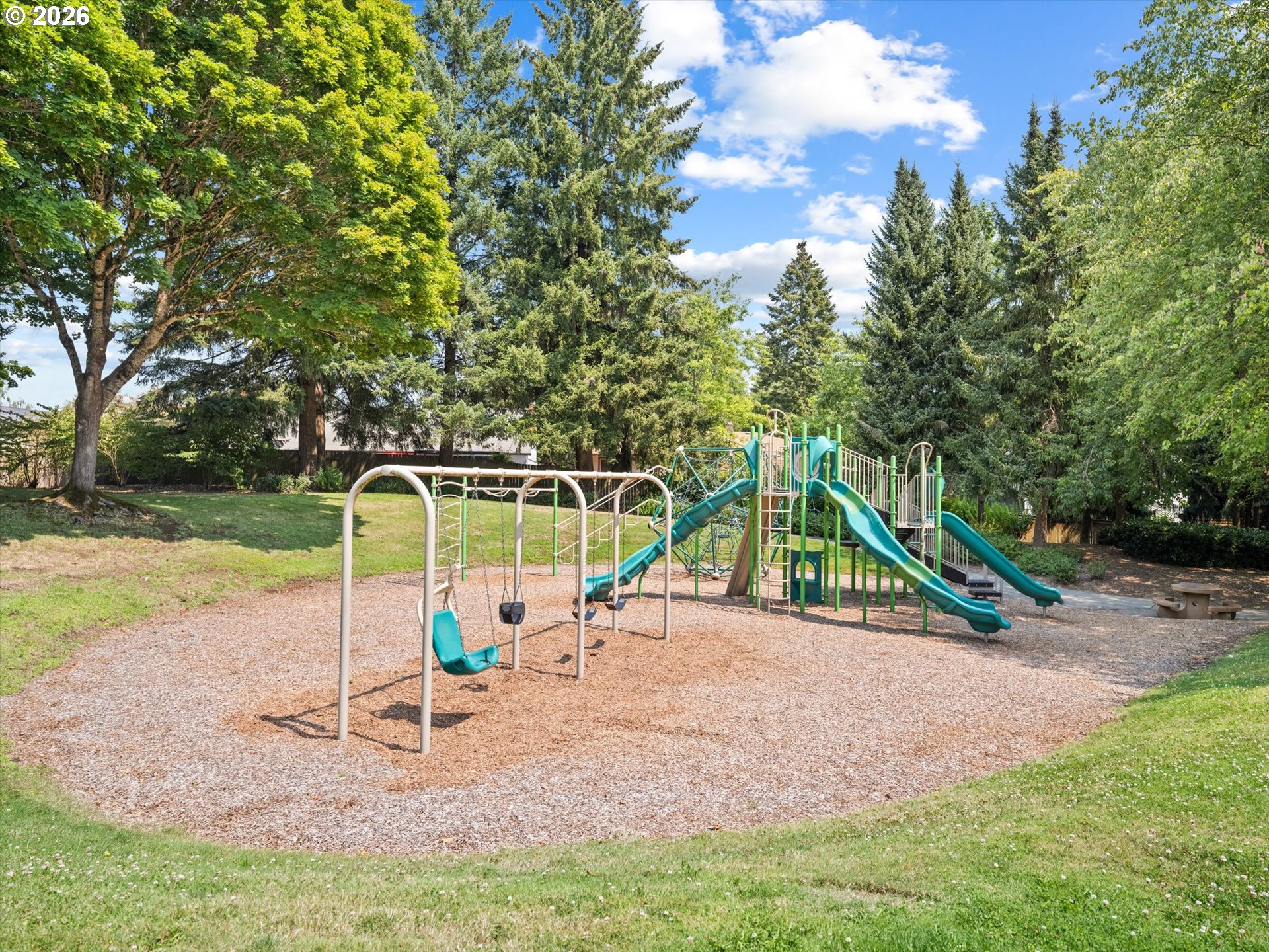 20932 SW WINEMA DR