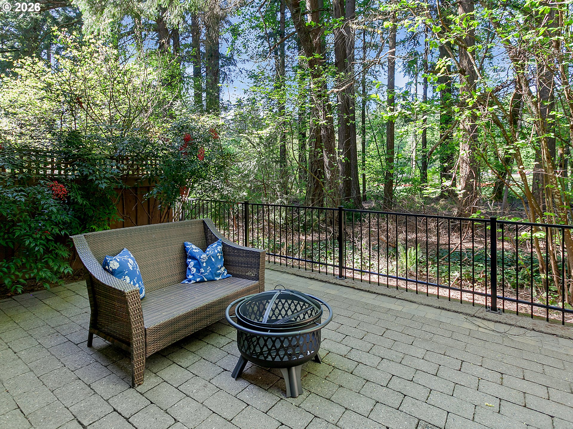 4525 TRILLIUM WOODS