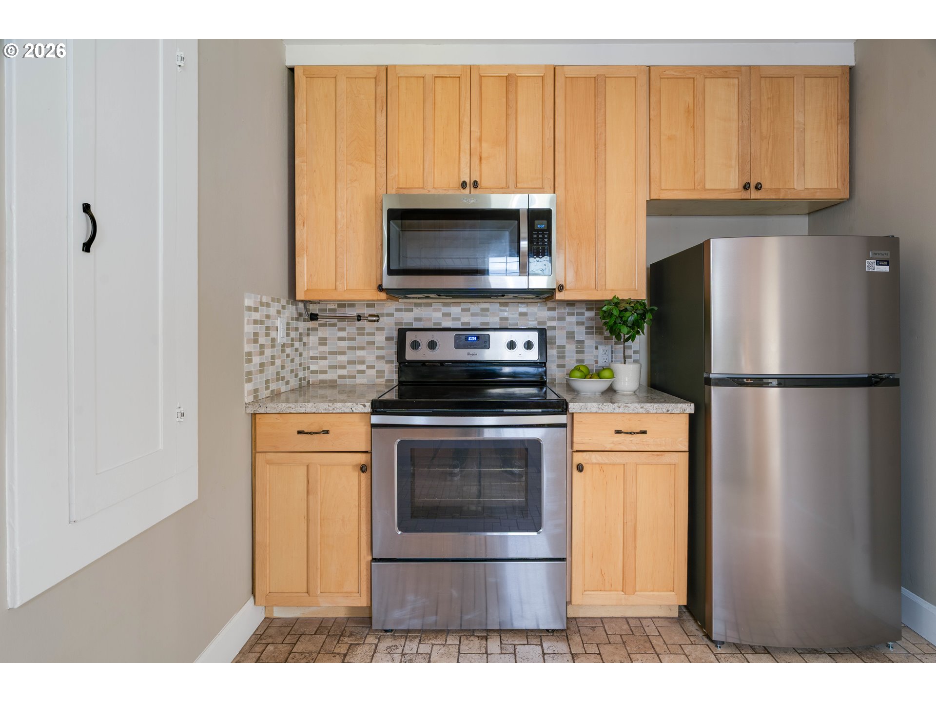 6010 SE WOODSTOCK BLVD