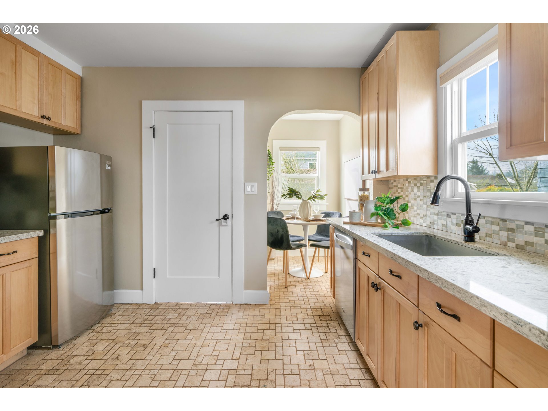 6010 SE WOODSTOCK BLVD