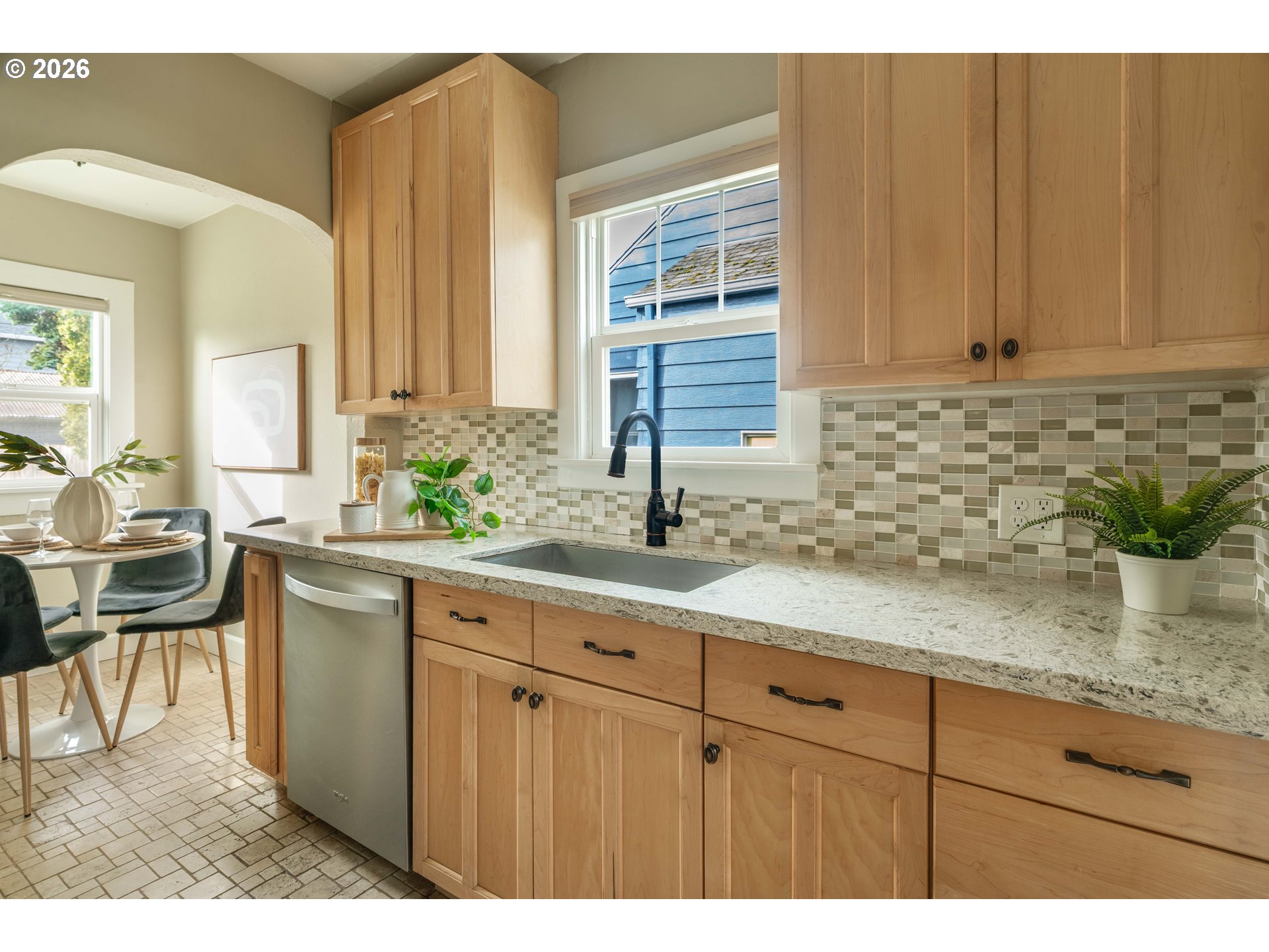 6010 SE WOODSTOCK BLVD