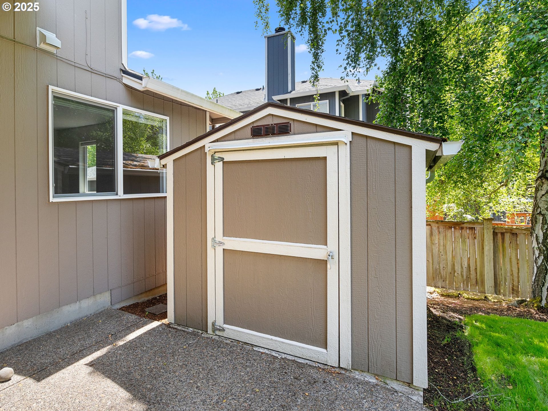 15618 NW RONDOS DR