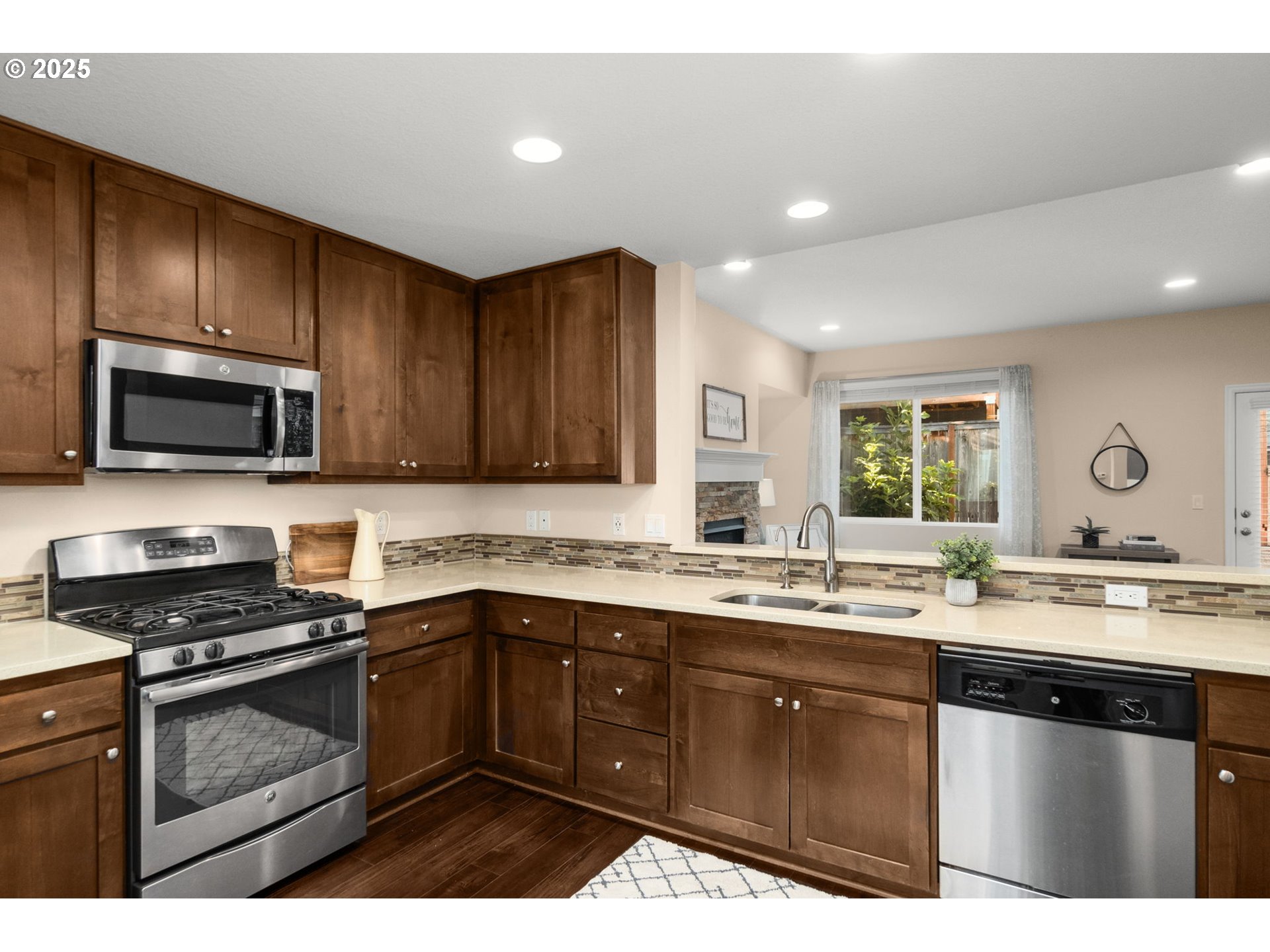 10561 NE PARK RIDGE WAY