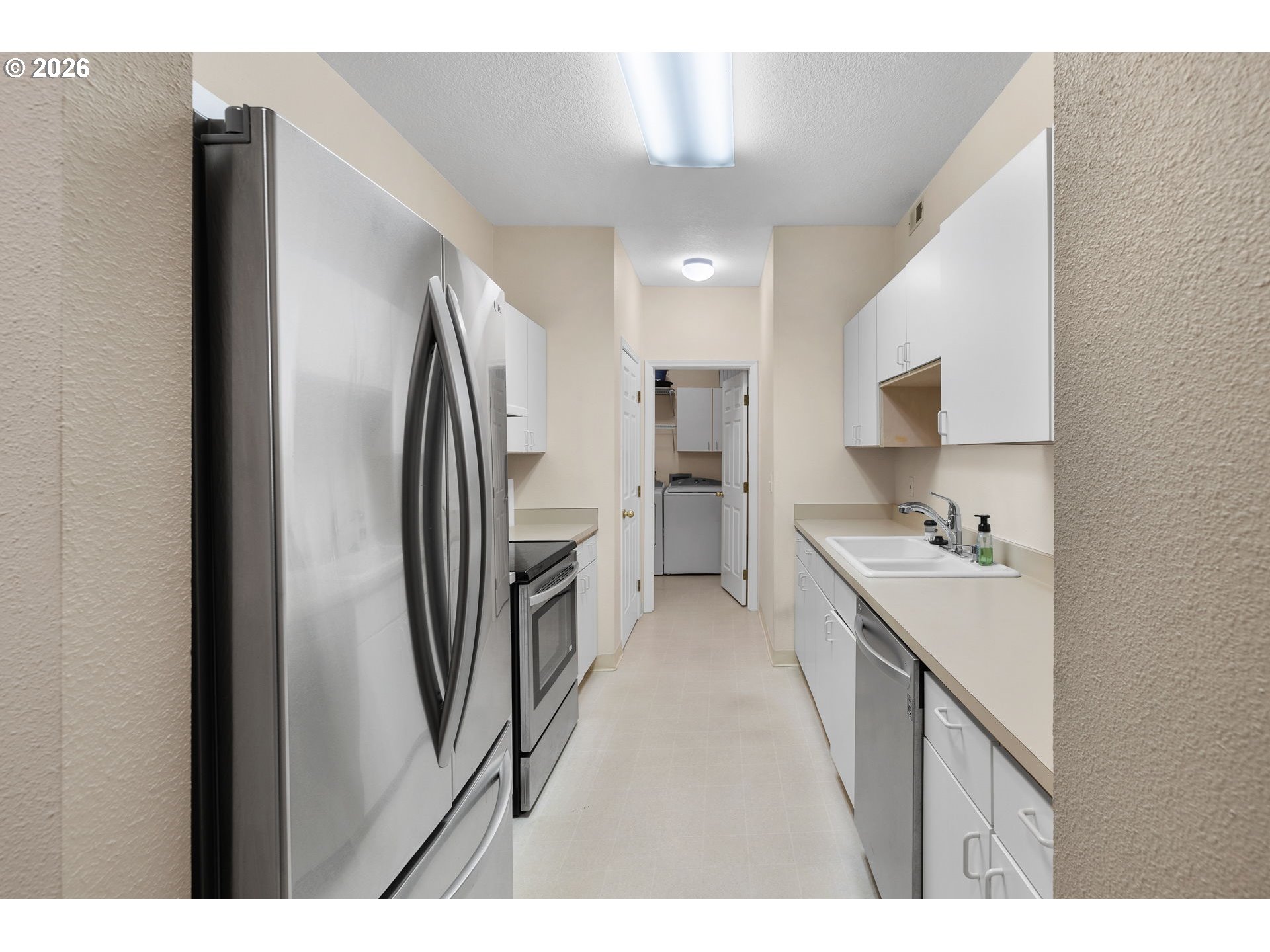 4320 S CORBETT AVE 211