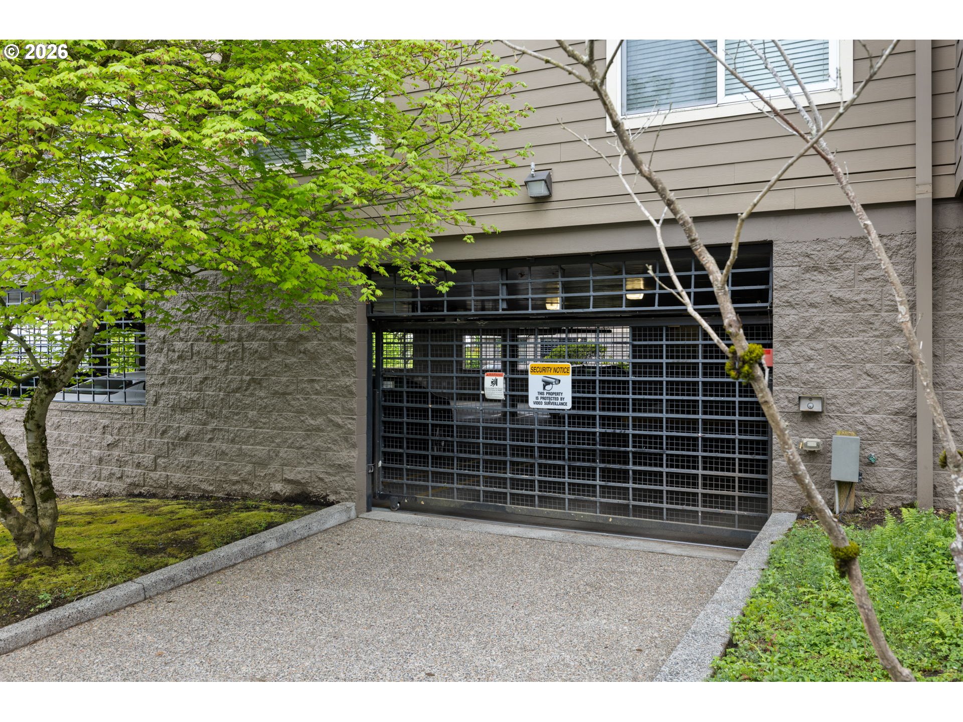 4320 S CORBETT AVE 211