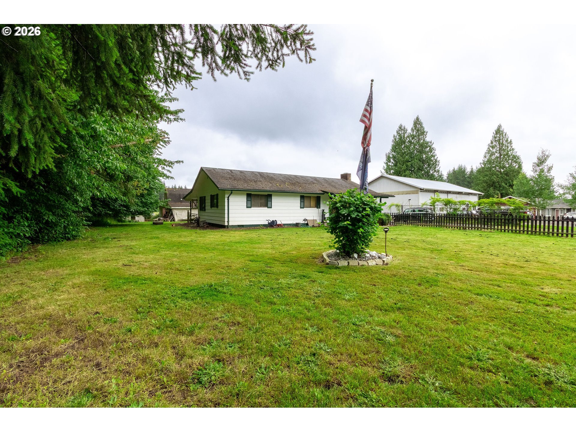 166 BURCHETT RD