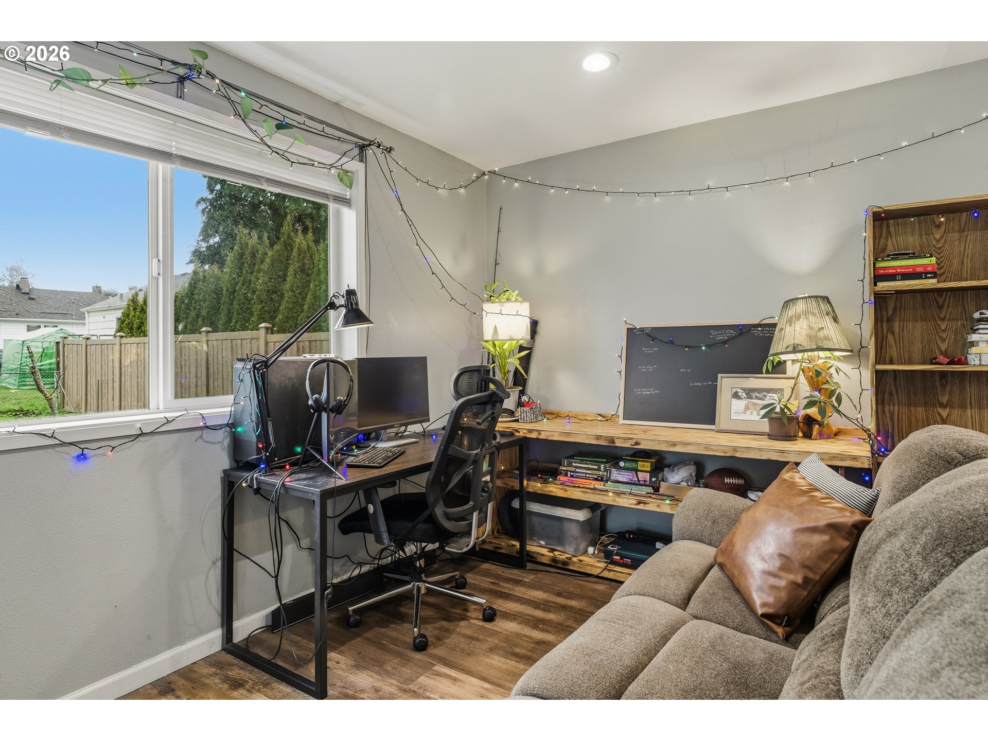 11937 NE HOLLADAY ST