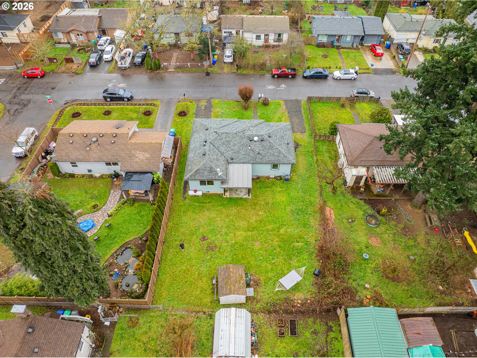 11937 NE HOLLADAY ST