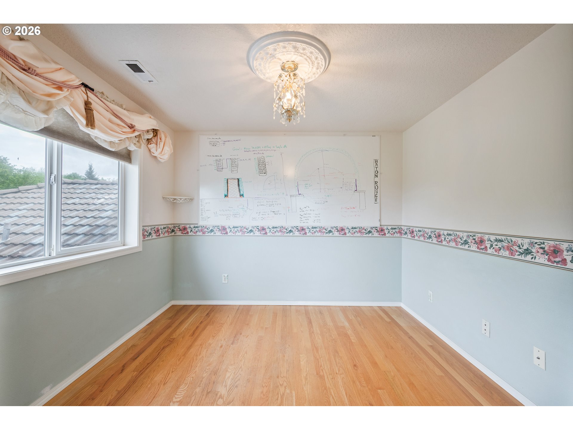 585 E MCADAMS RD