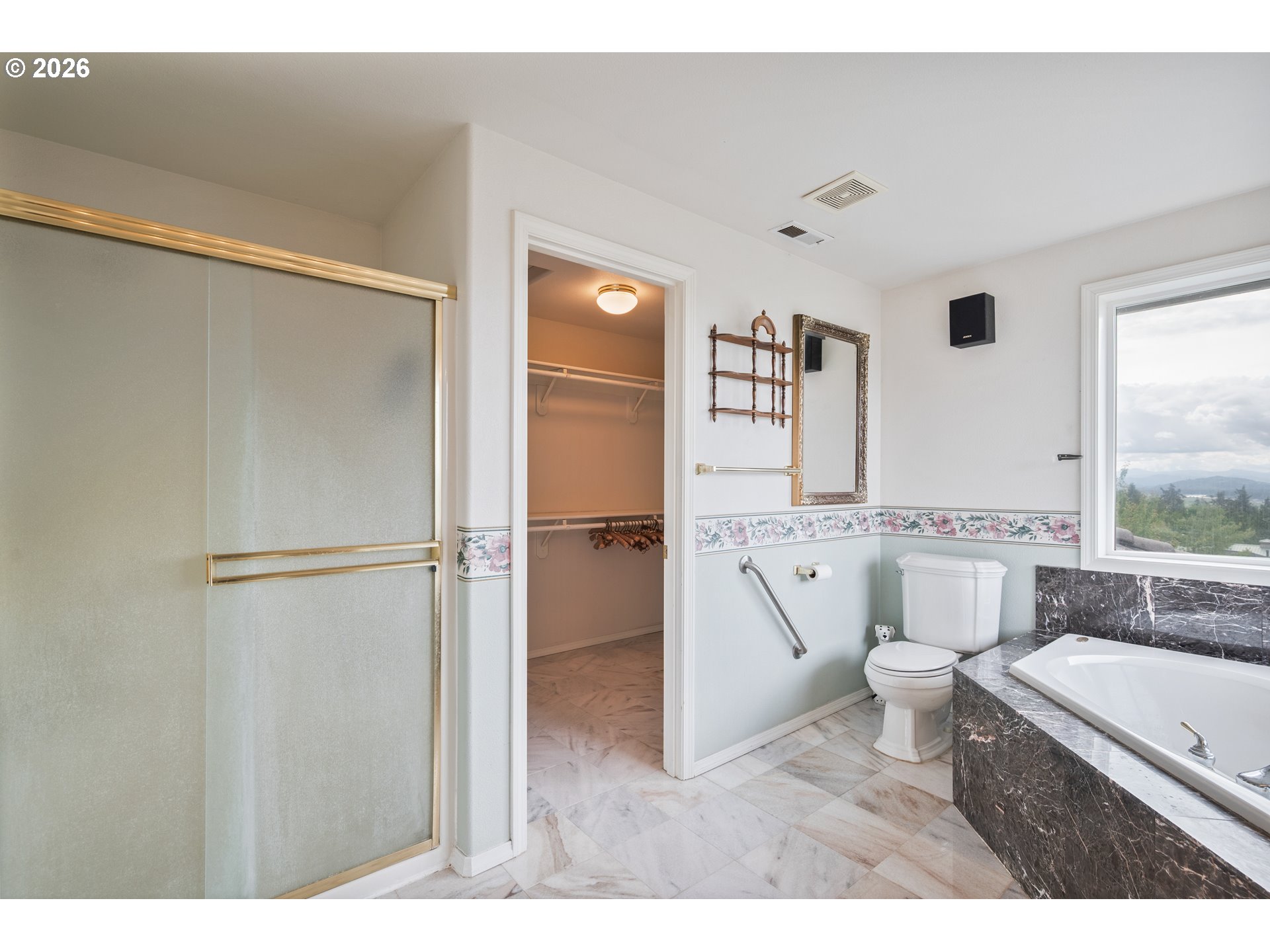 585 E MCADAMS RD